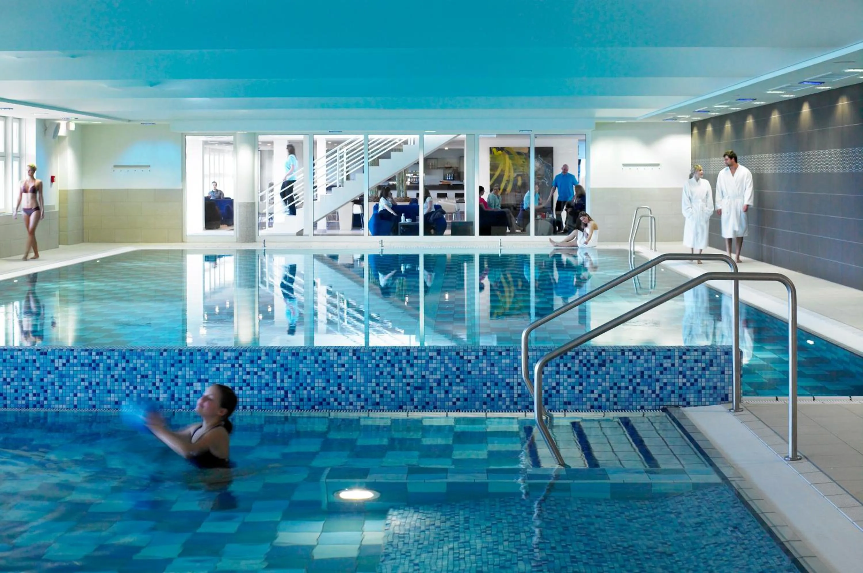 Swimming pool in Aspria Hannover Maschsee Sport & Spa