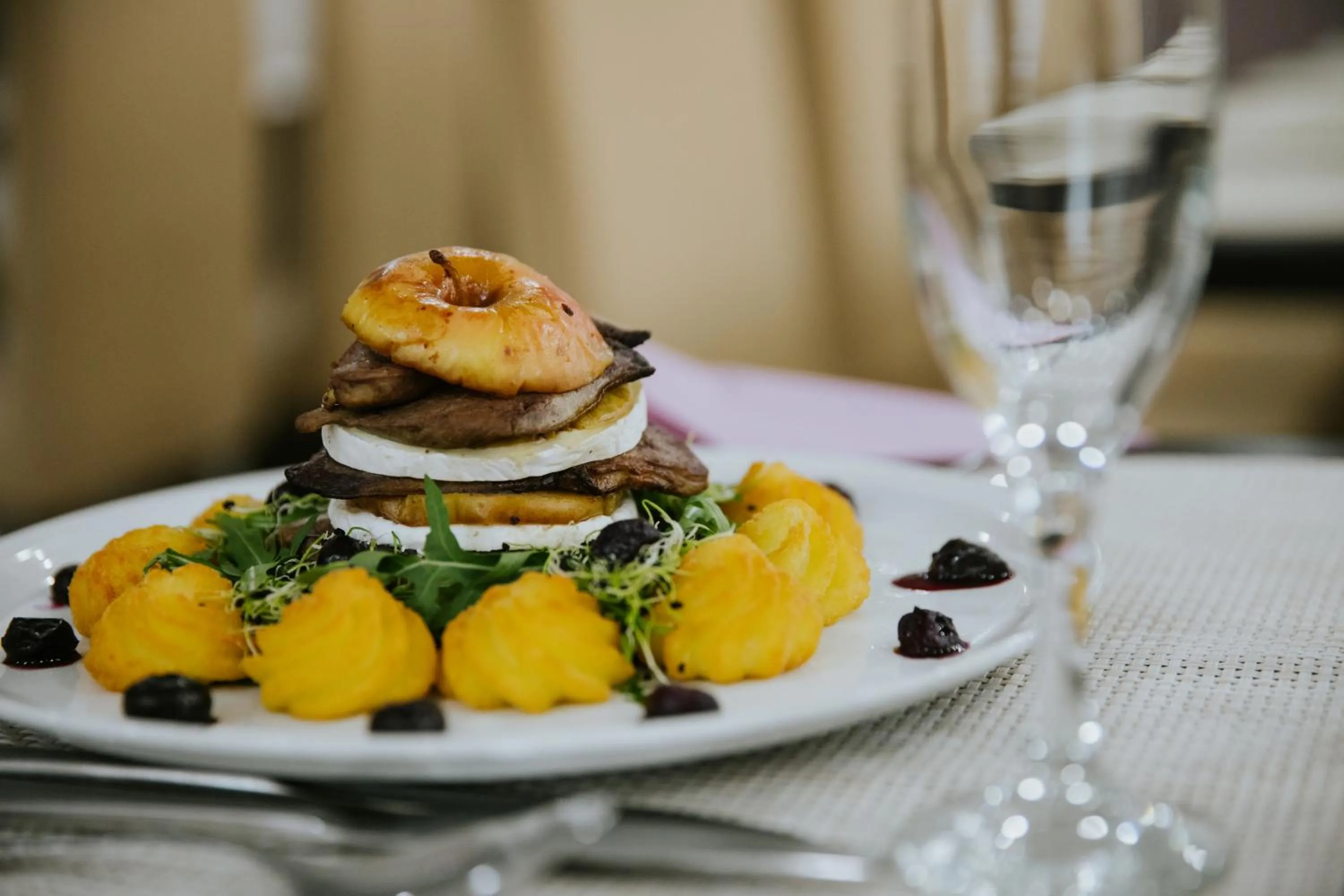 Restaurant/places to eat in Elixír Medical Wellness Hotel