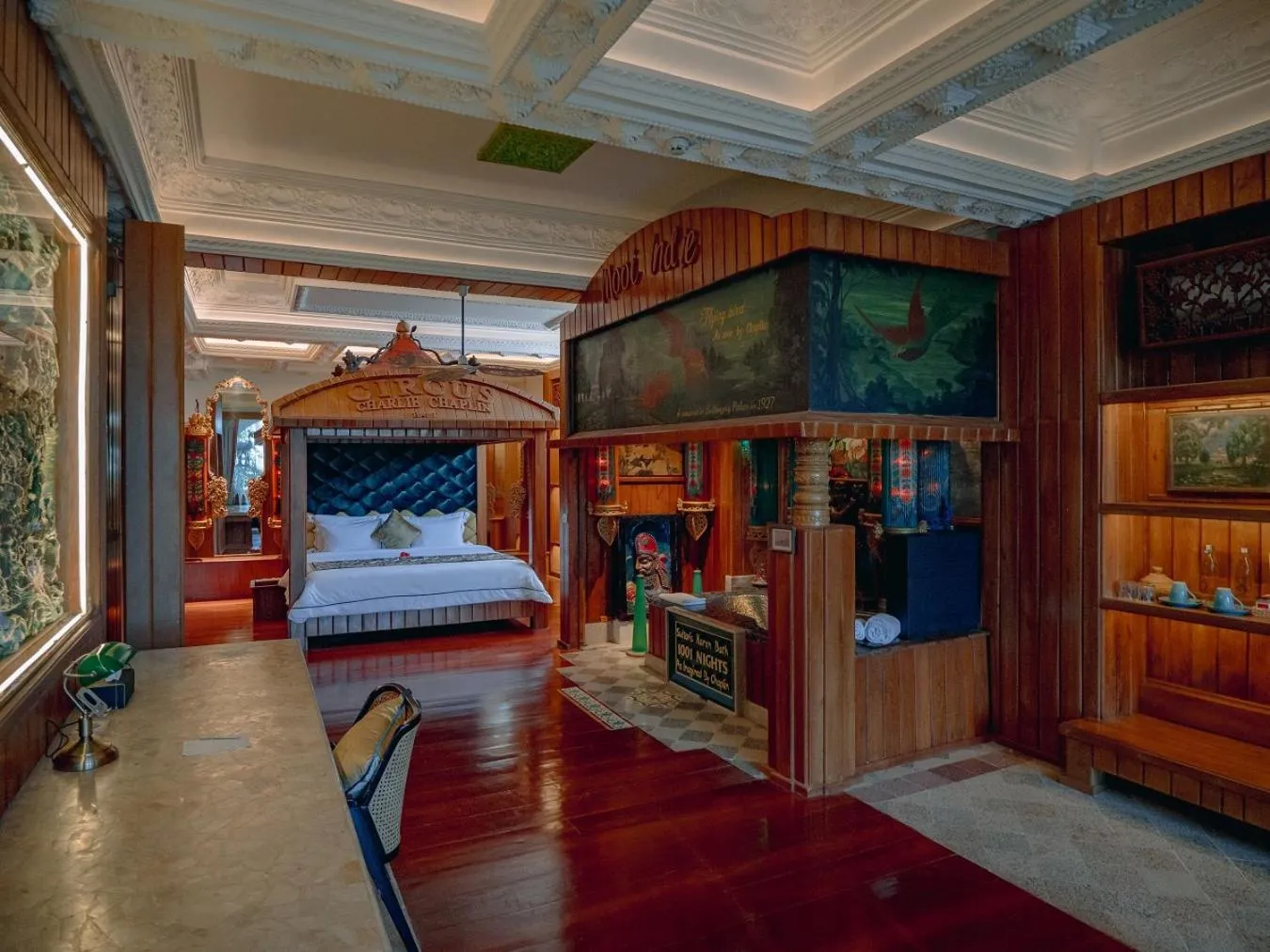 Bedroom, Bed in House of Tugu, Old Town Jakarta