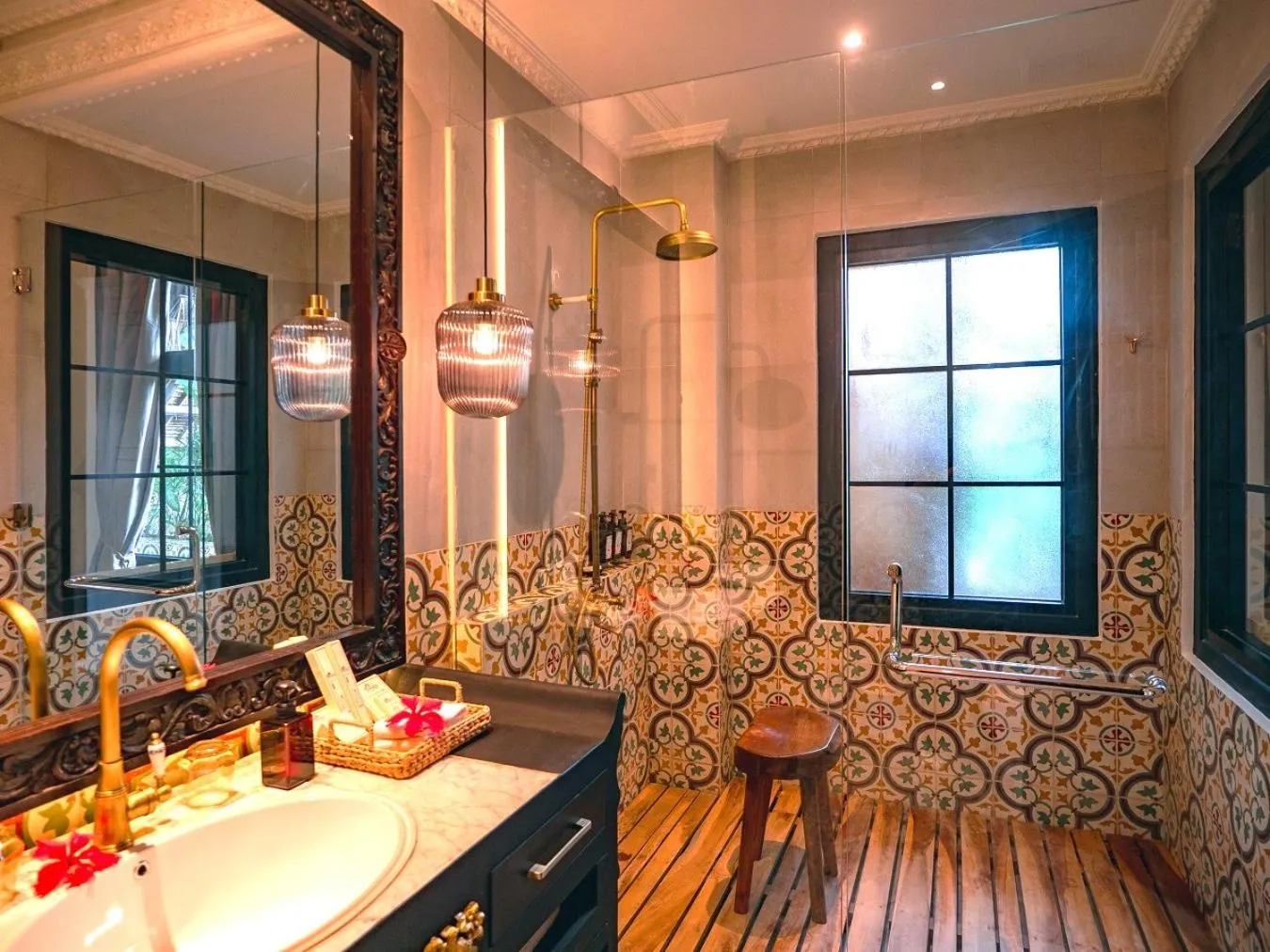 Bathroom in House of Tugu, Old Town Jakarta