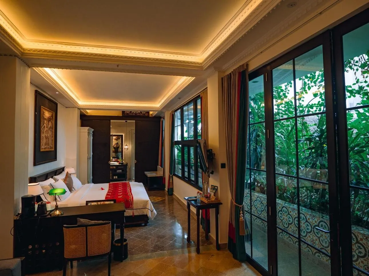 Bedroom in House of Tugu, Old Town Jakarta