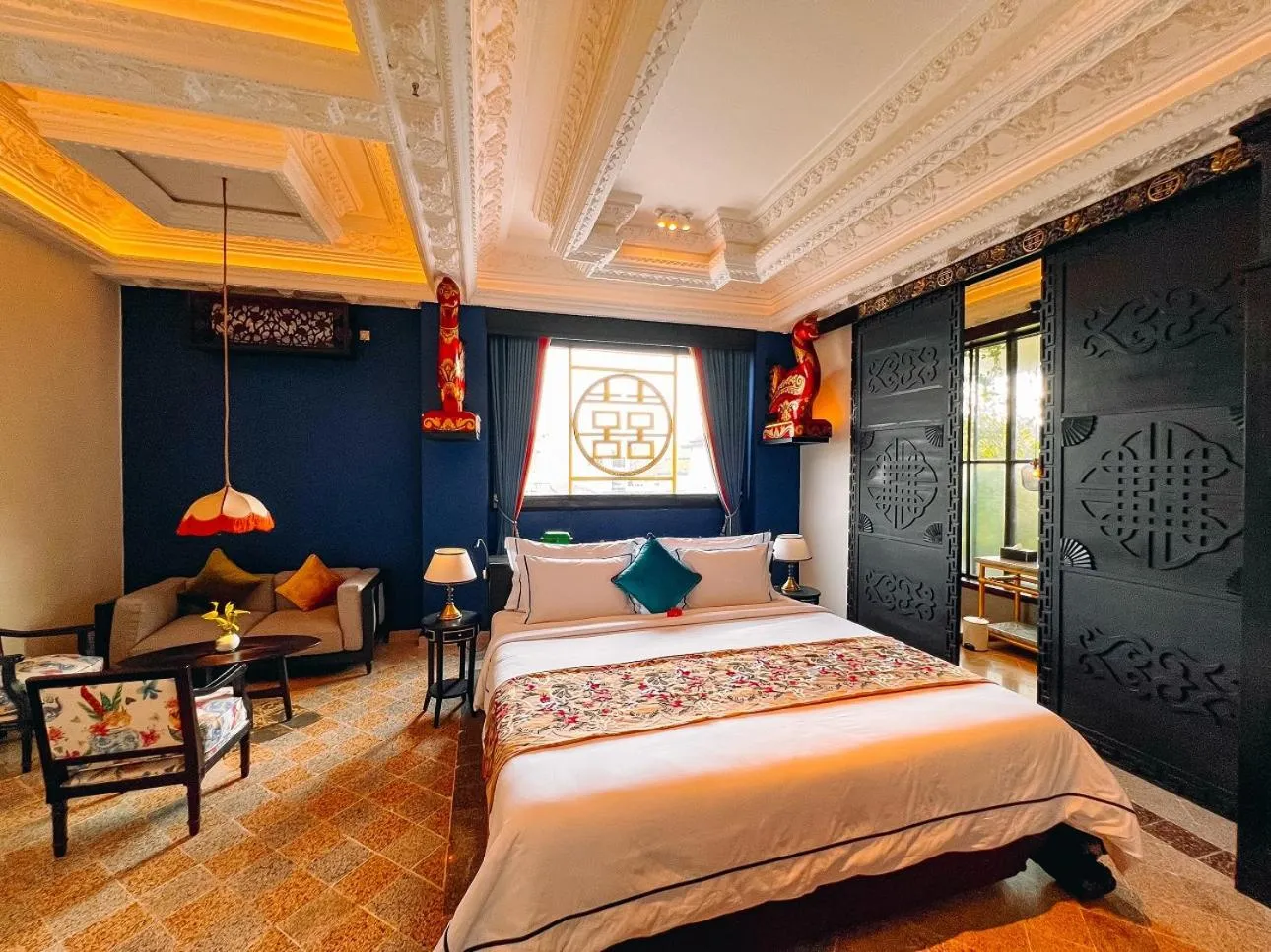 Bedroom, Bed in House of Tugu, Old Town Jakarta