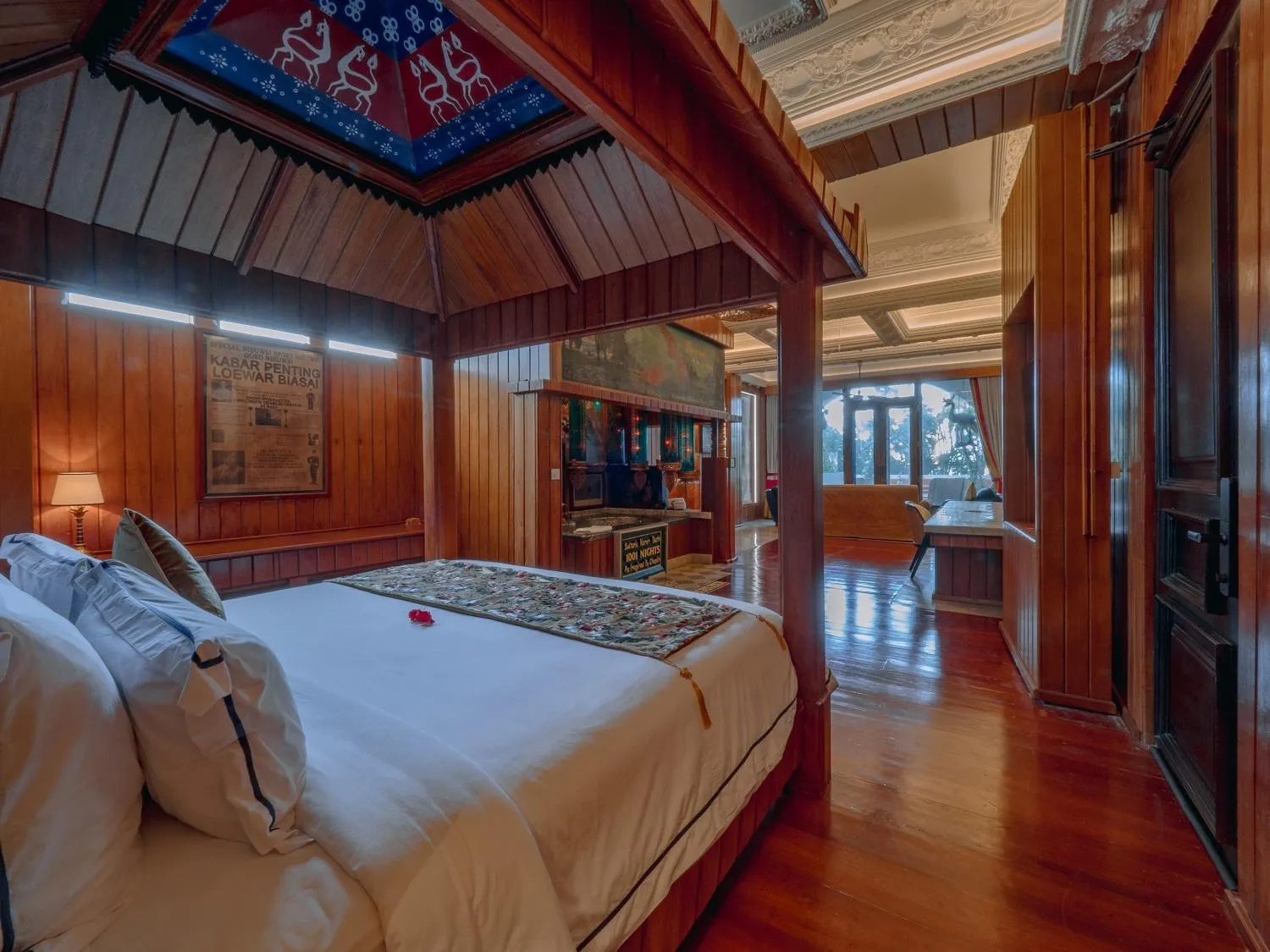 Bedroom, Bed in House of Tugu, Old Town Jakarta