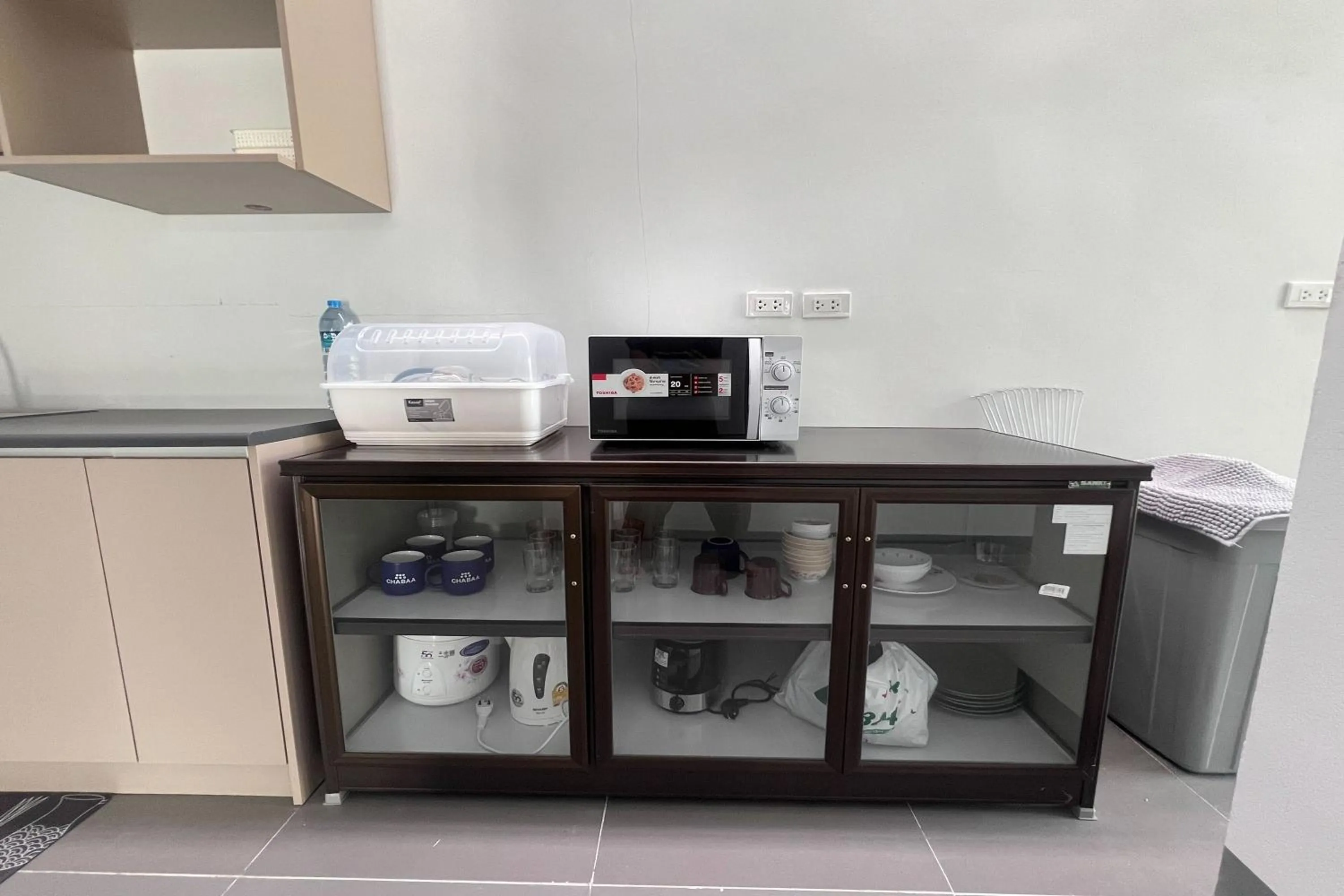 Kitchen or kitchenette in POOMe House