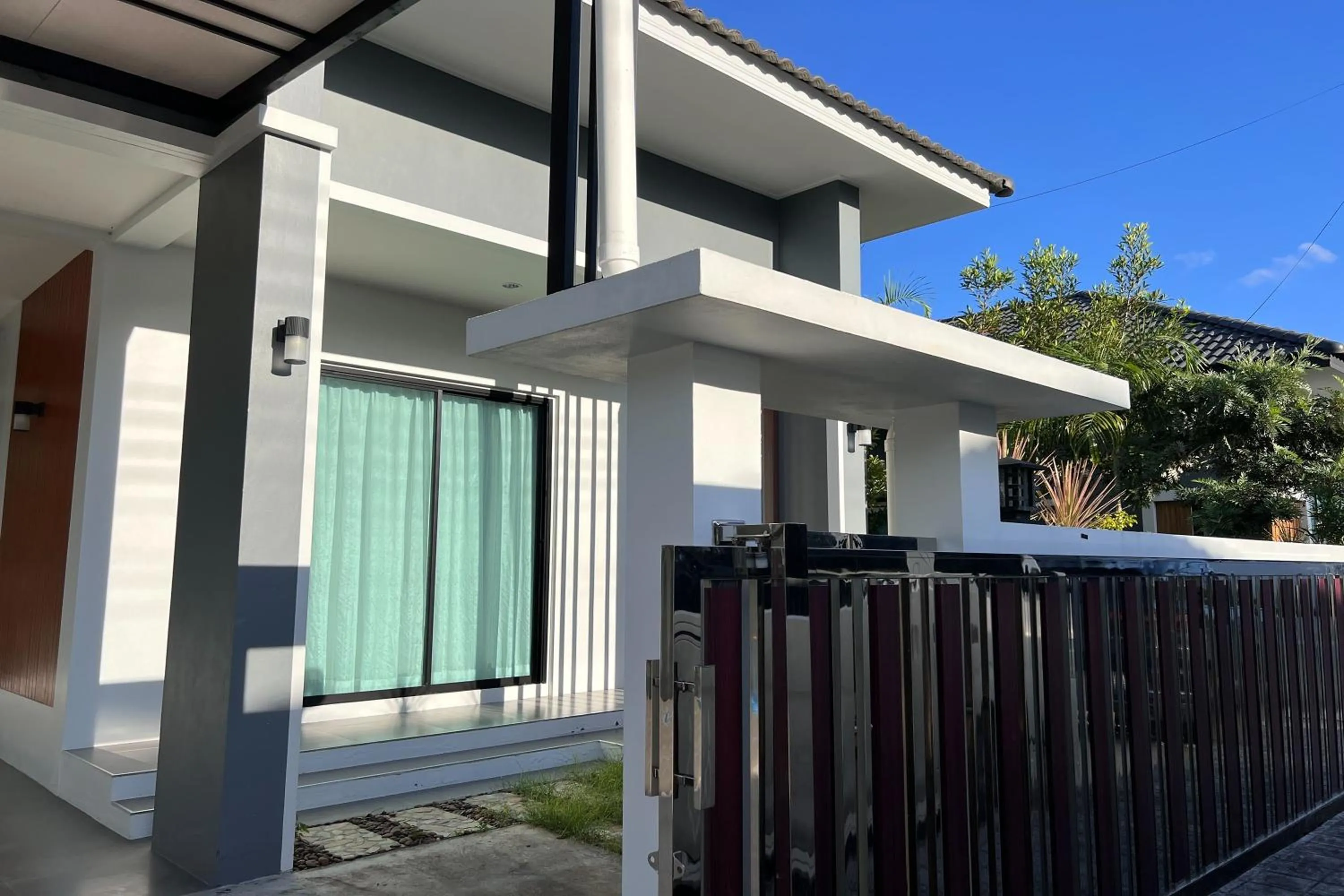 Property building in POOMe House