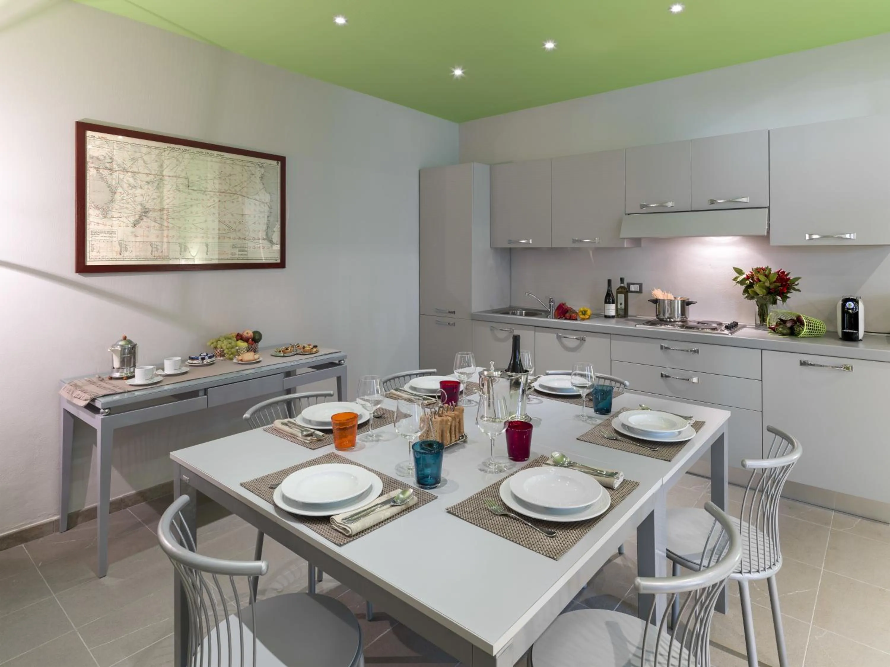 Kitchen or kitchenette in PopArtment