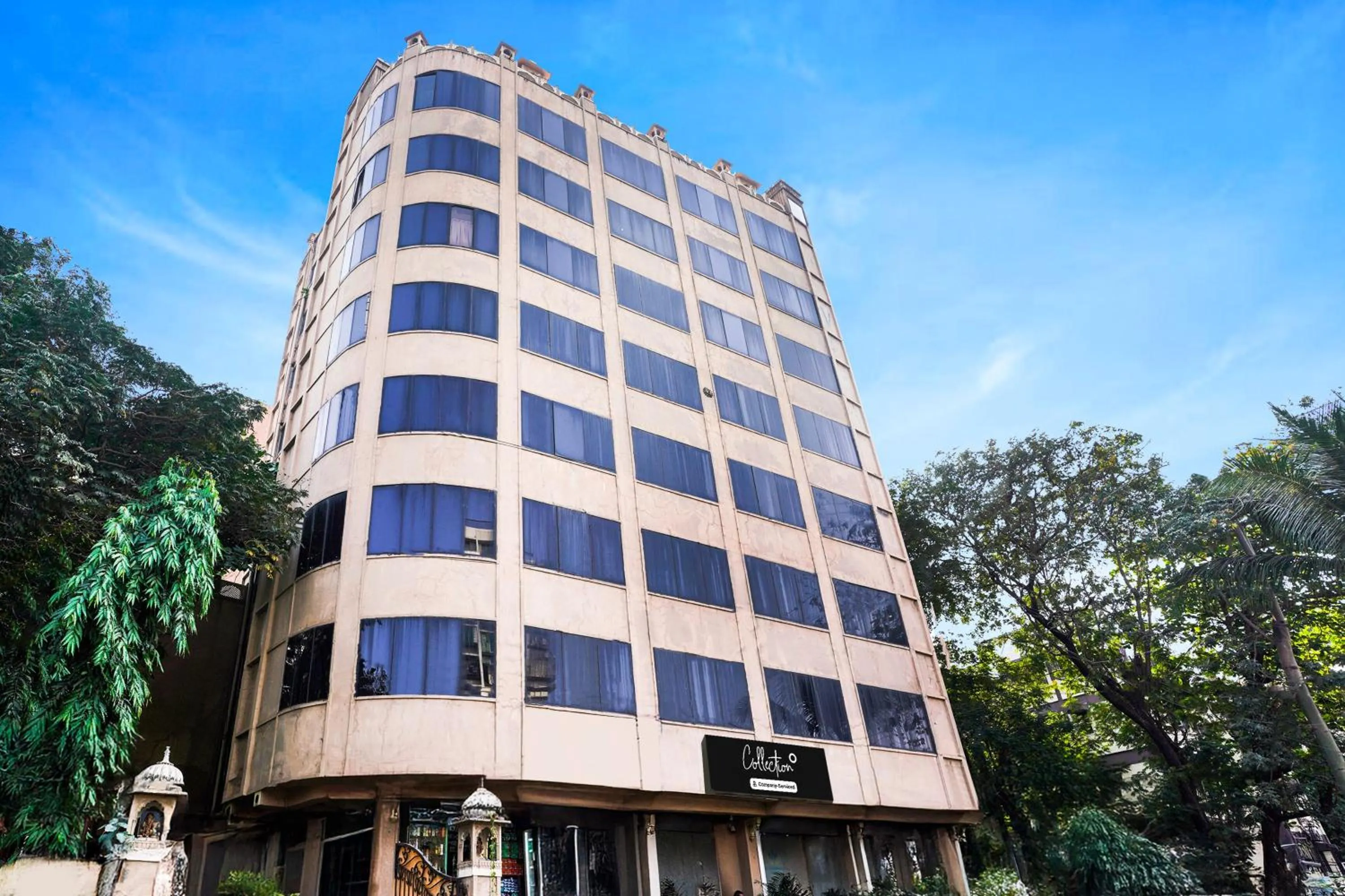 Facade/entrance in Super Collection O Andheri Near Western Express Highway