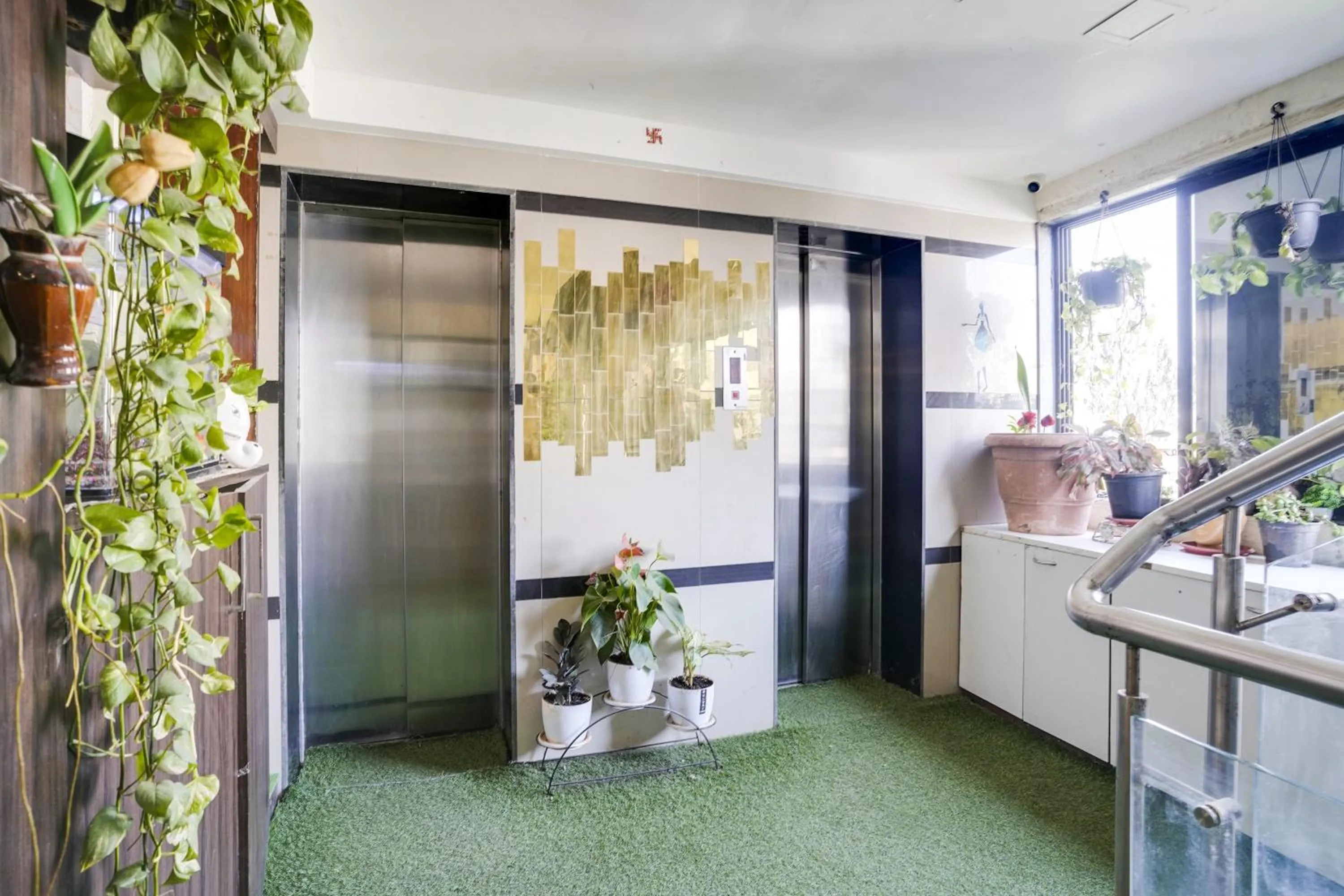 Other in Super Collection O Andheri Near Western Express Highway