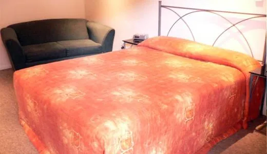 Bed in Academy at Botany Motor Inn