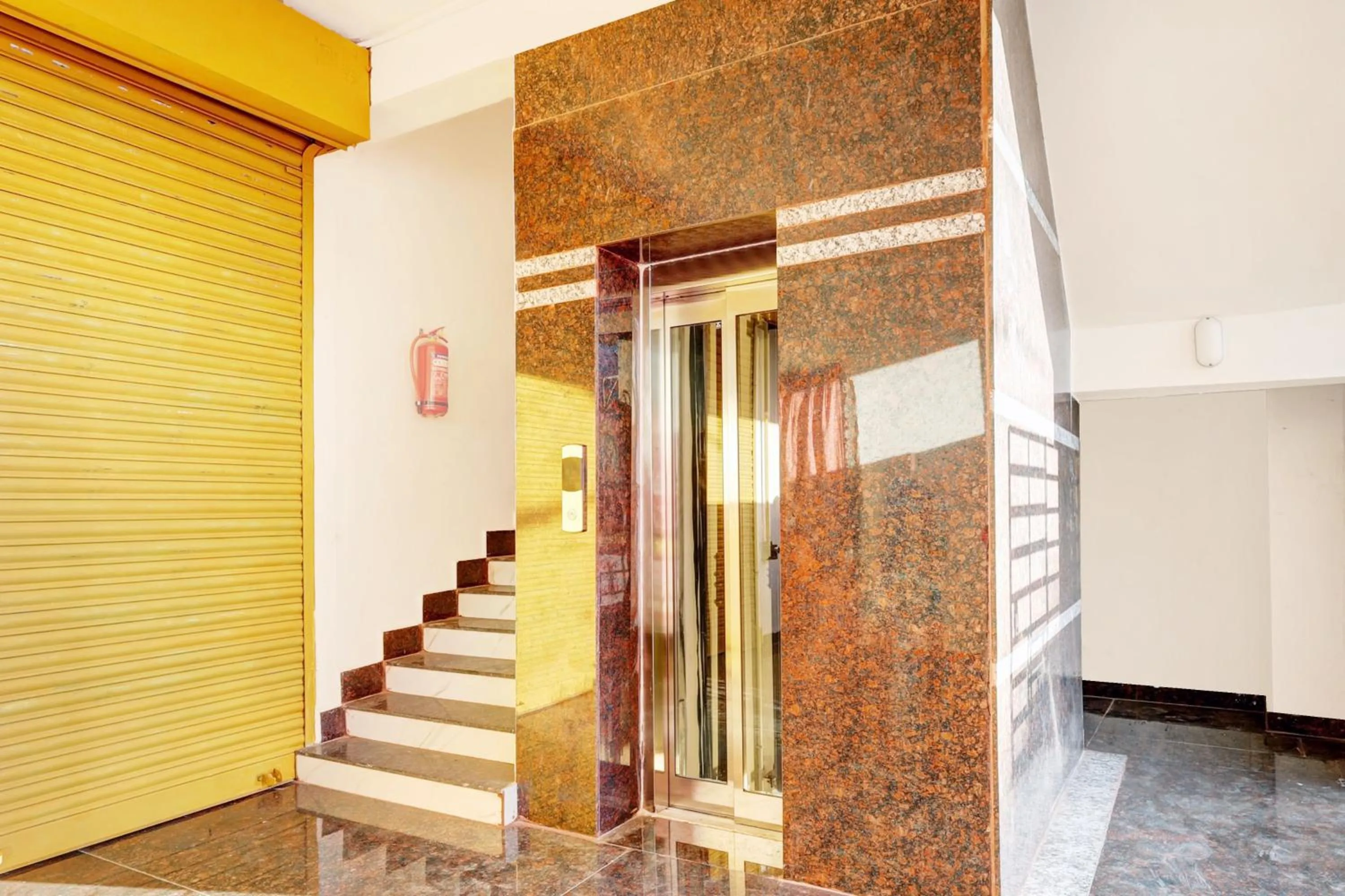 Lobby or reception in Super Hotel O Vizianagaram Near Railway Station