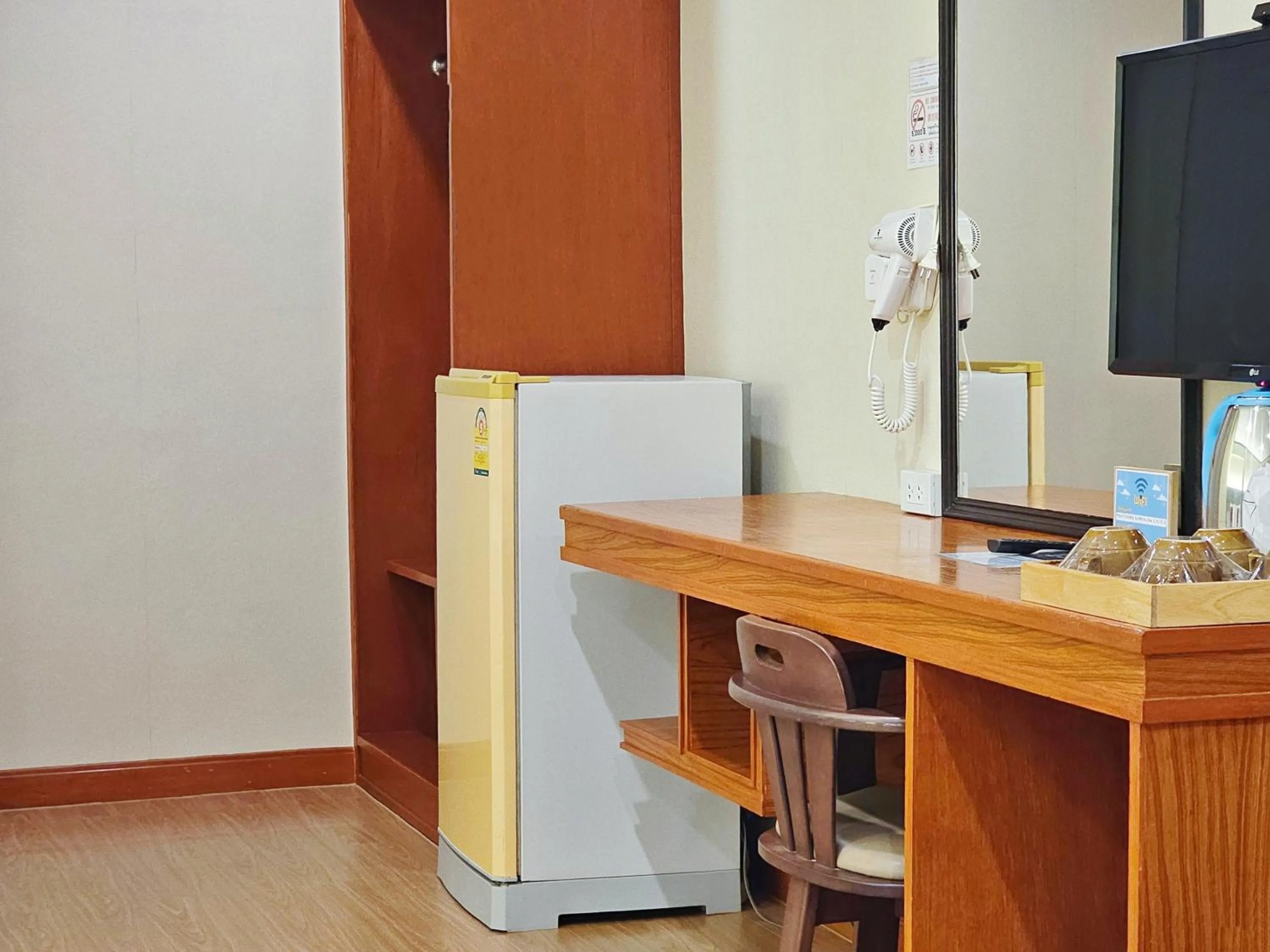 TV and multimedia in Phaithong Sotel Resort