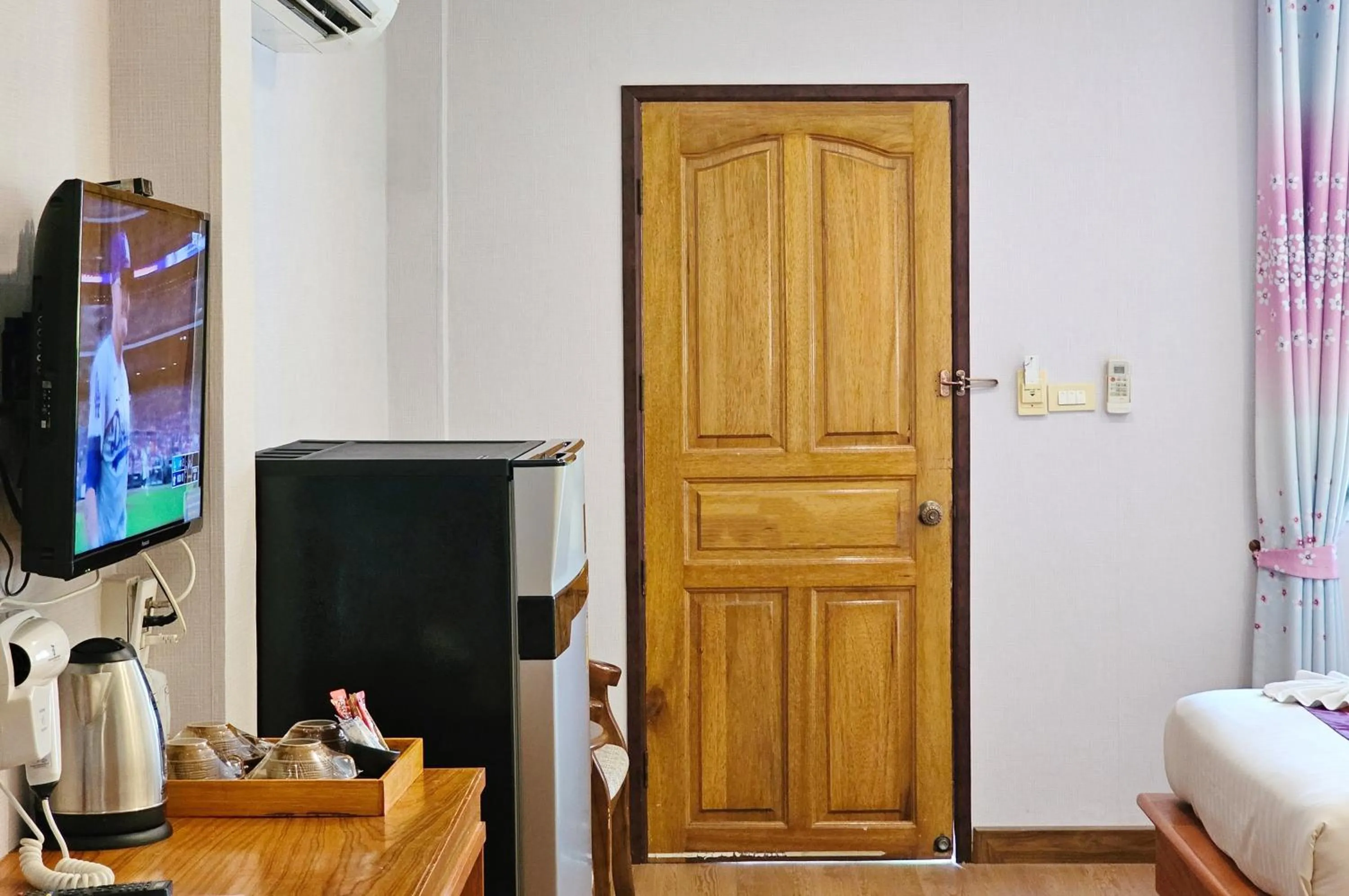 TV and multimedia, Bed in Phaithong Sotel Resort