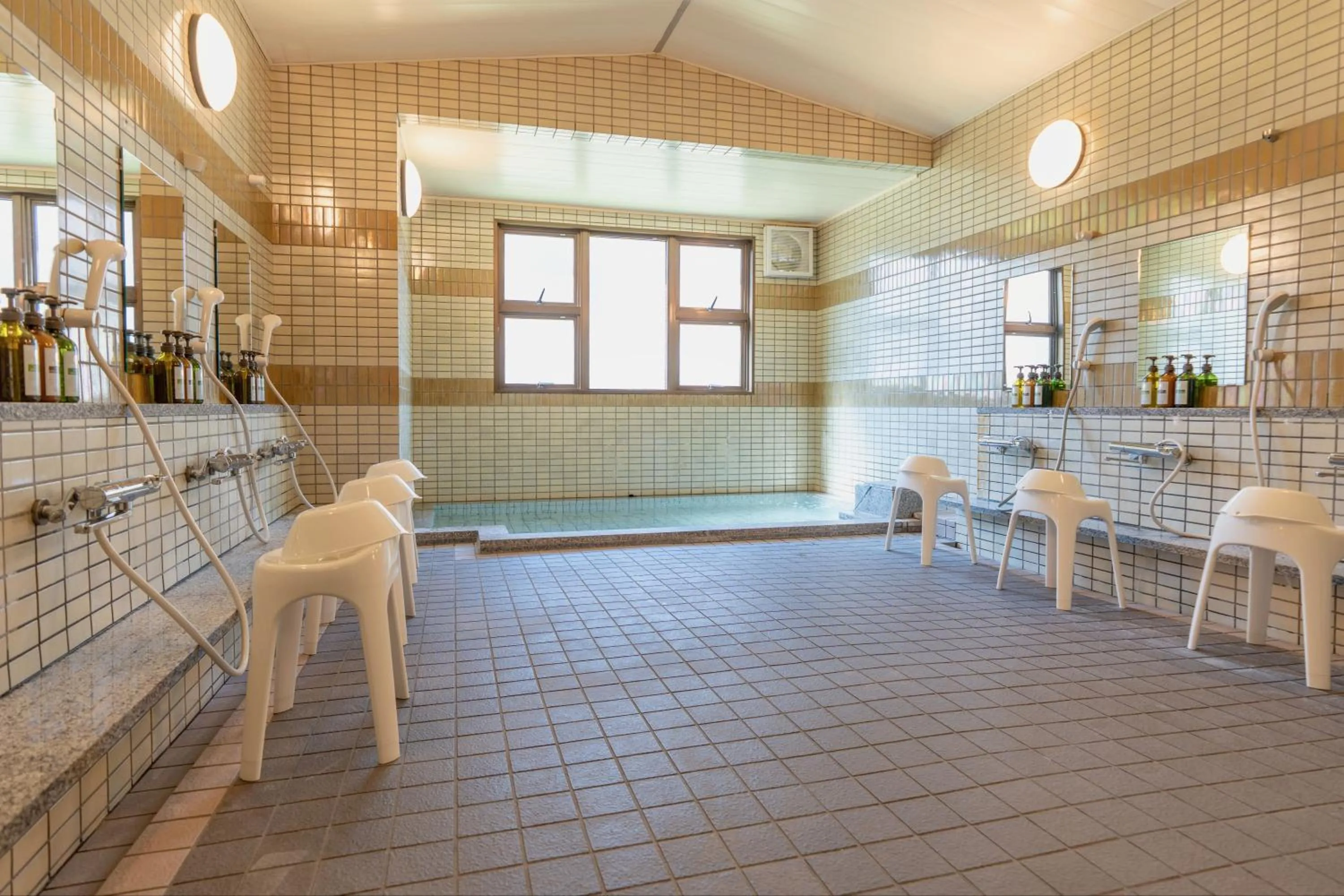 Hot Spring Bath in Summit Views Hakuba