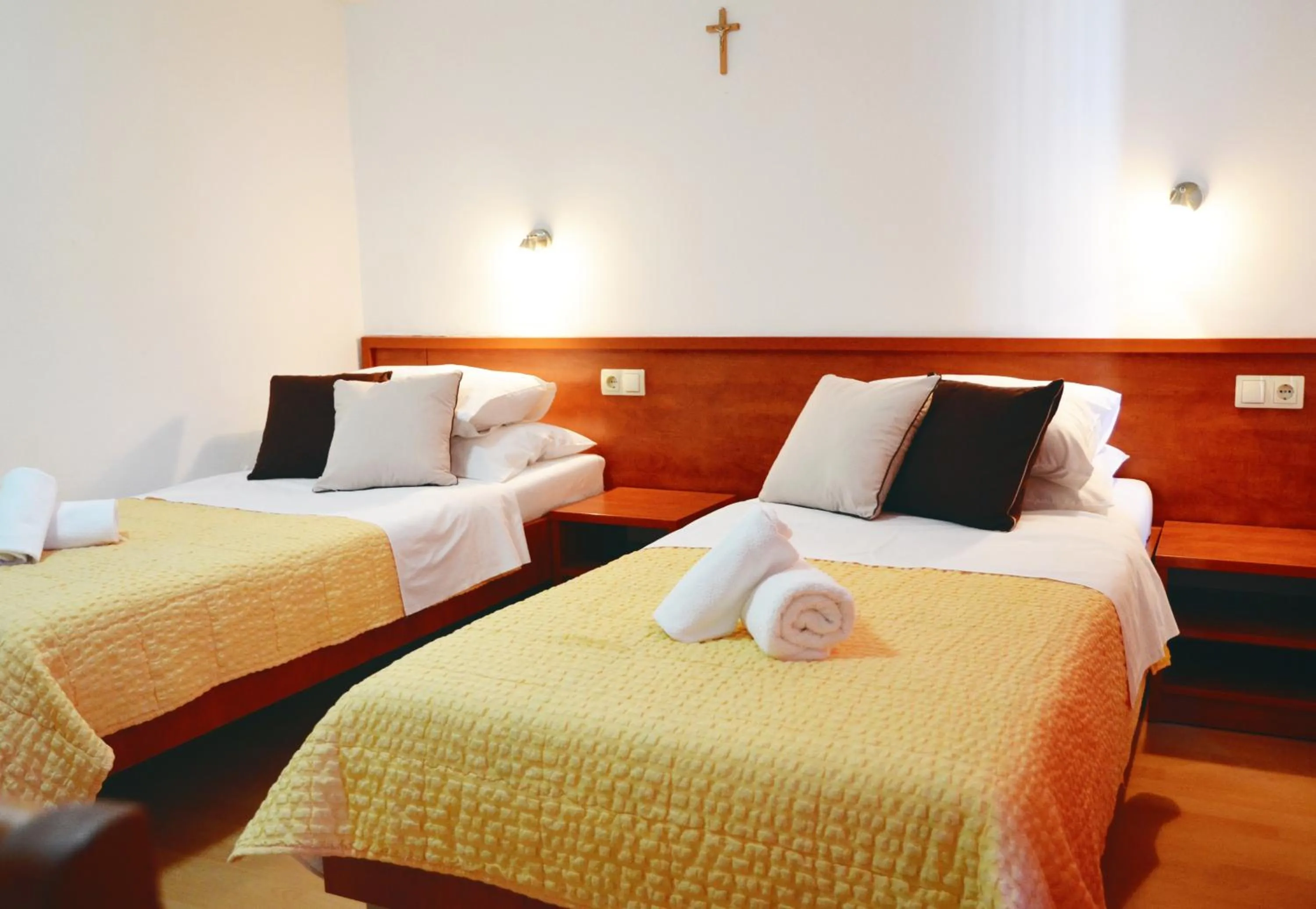 Bed in Hotel Quattro Medjugorje