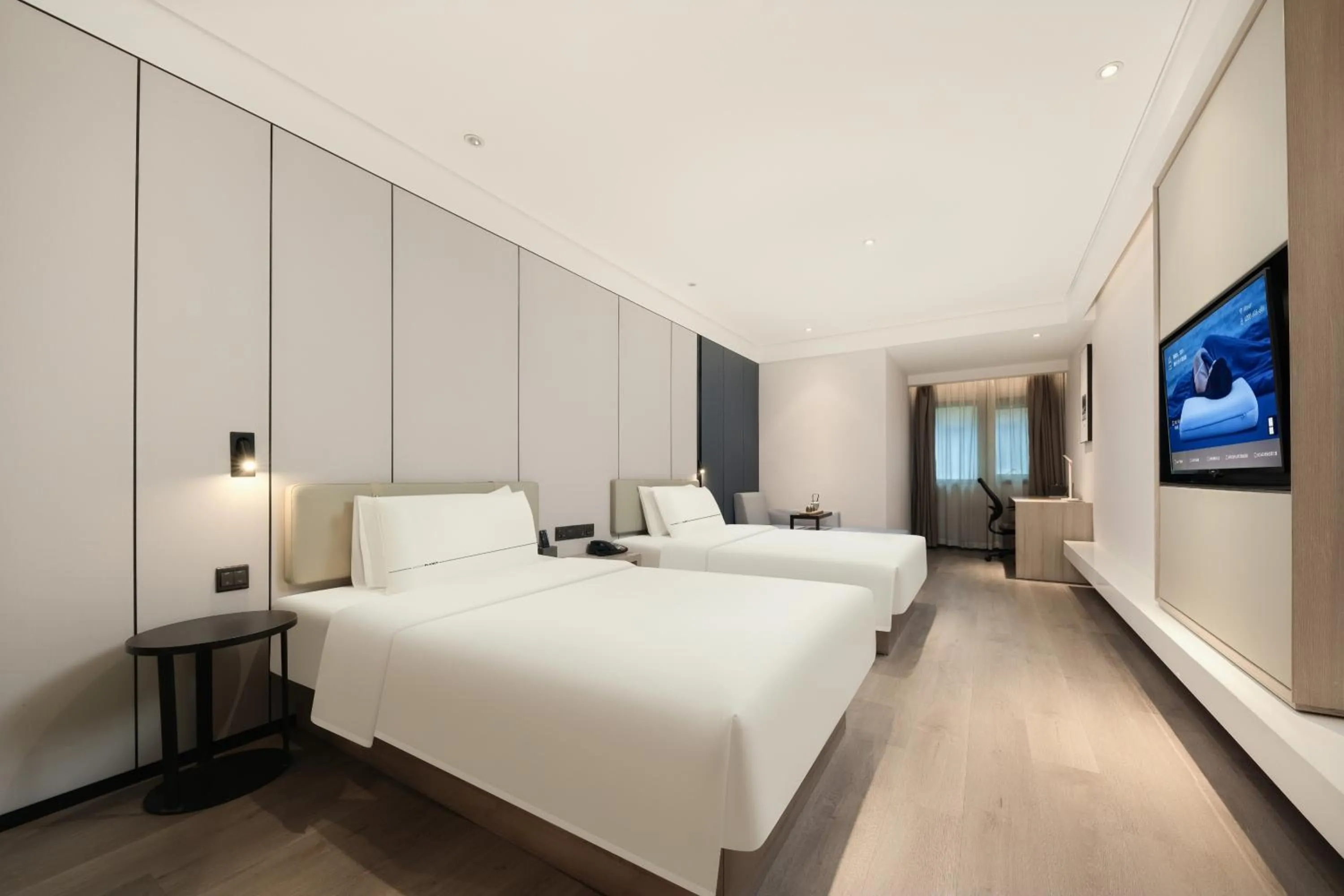 Bed in Atour Hotel Hangzhou Qianjiang New Town Qianjiang Road