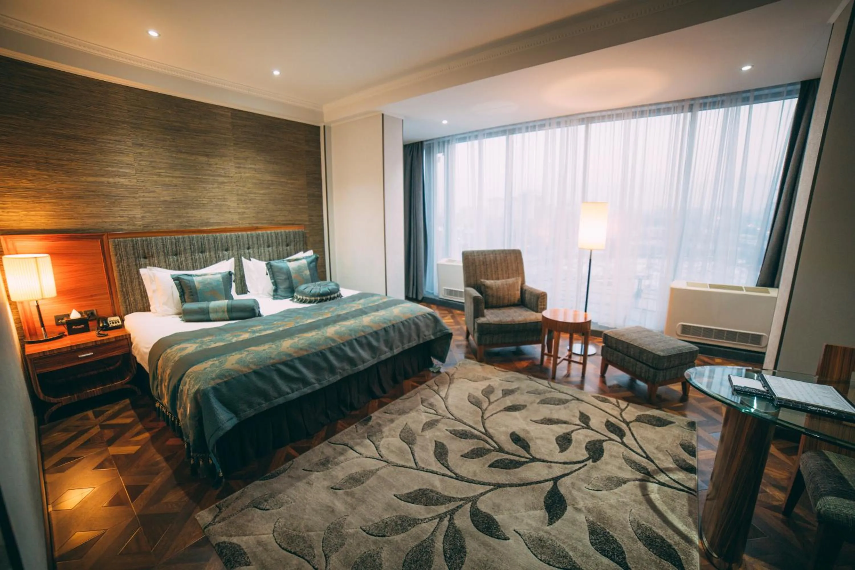 Photo of the whole room, Bed in Damas International Hotel