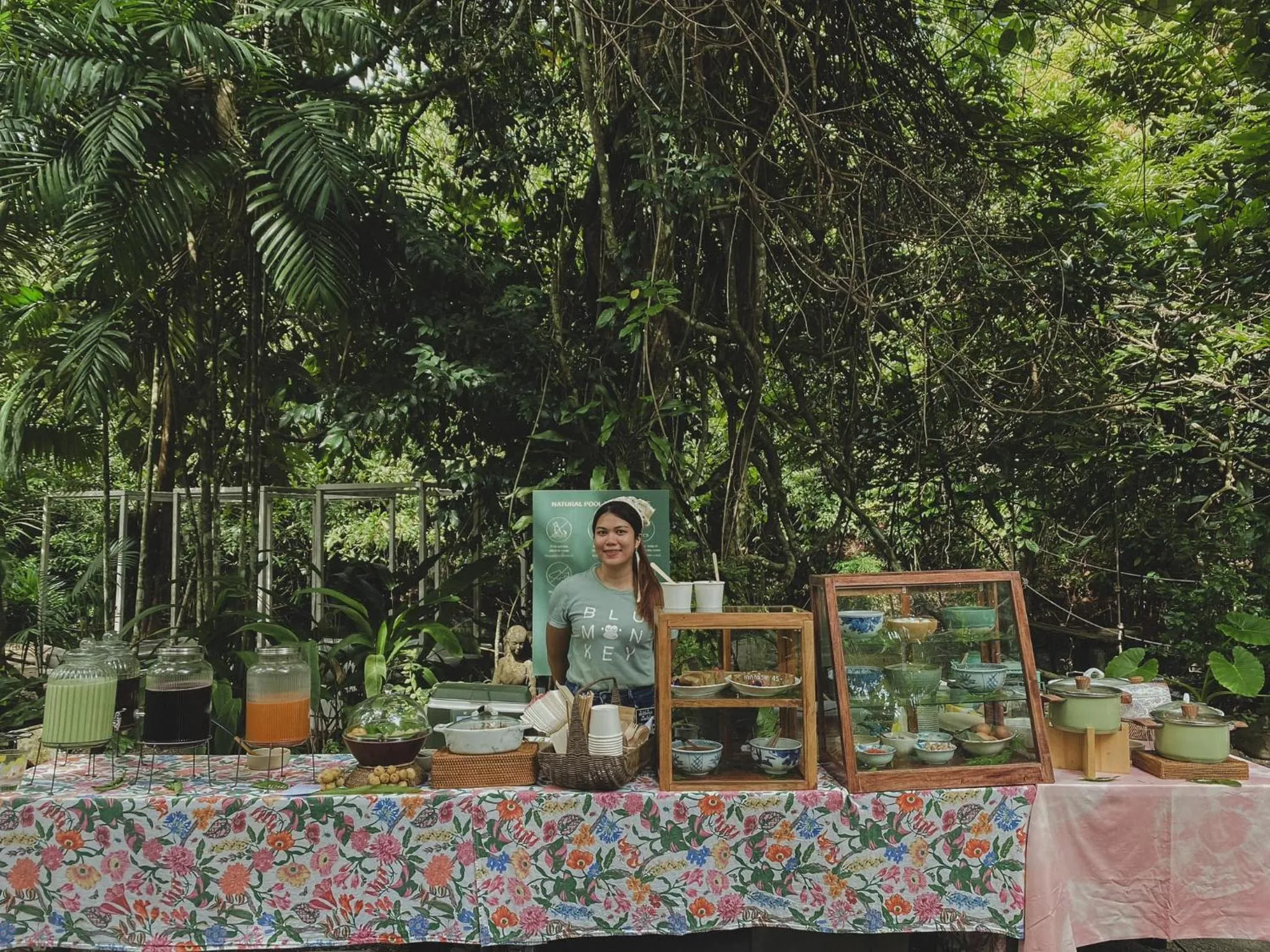 Food and drinks in Blu Monkey Pooltara Krabi Hotel & Villas Pet Friendly