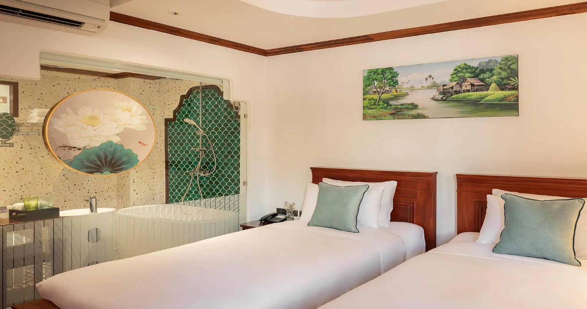 Bedroom, Bed in U Luang Prabang