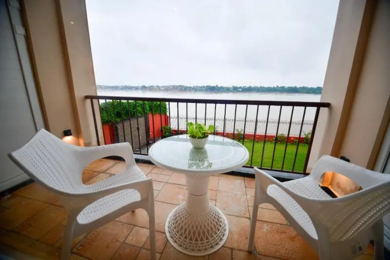 Seating area in Hotel Aviral Ganga