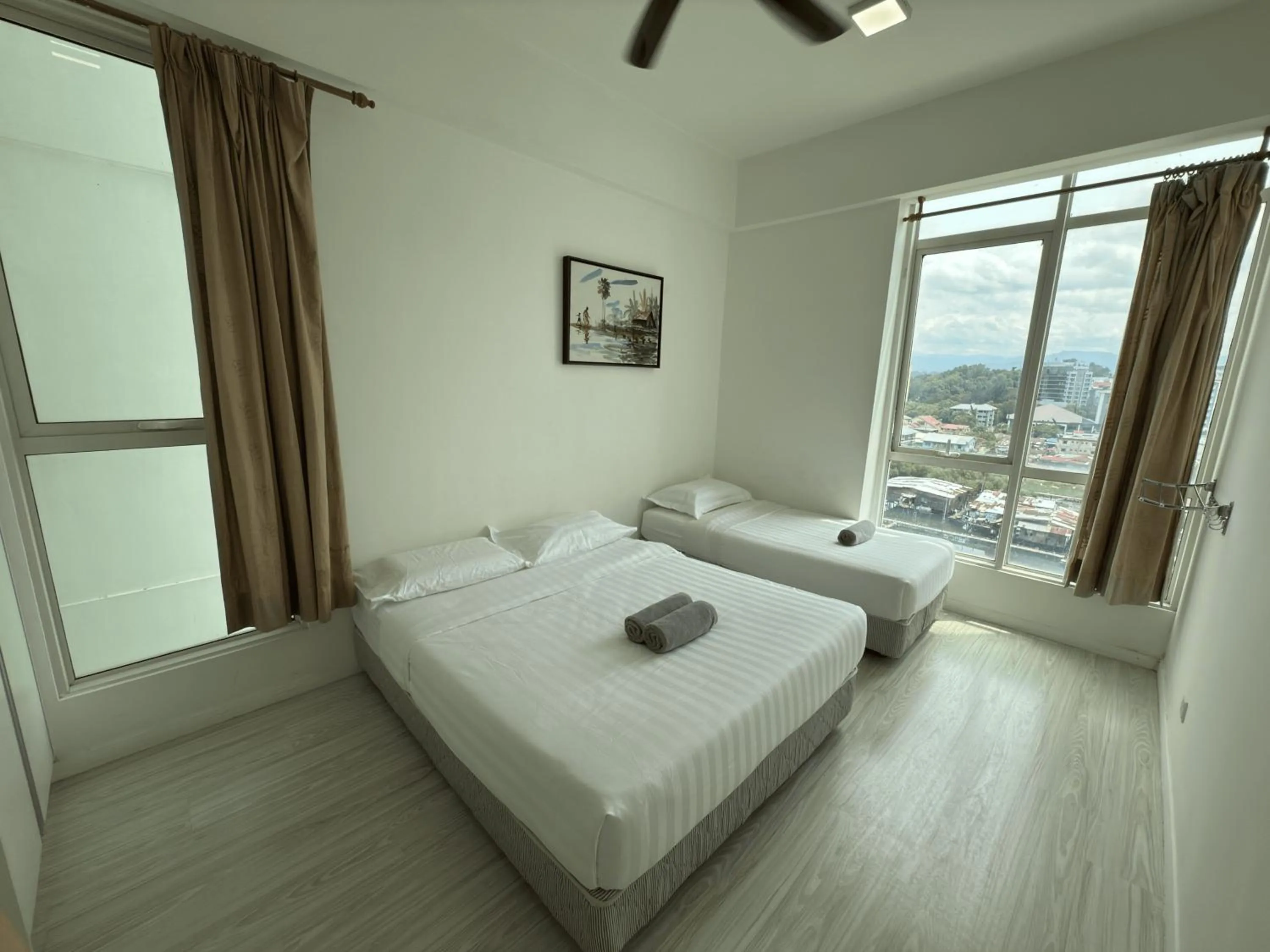Bed in Sutera Avenue Kota Kinabalu City Centre LW Suites