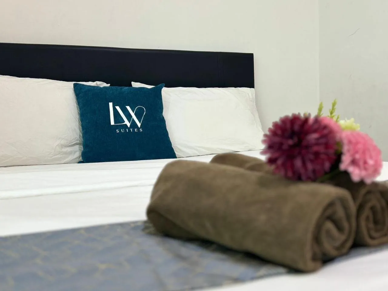 Bed in Sutera Avenue Kota Kinabalu City Centre LW Suites