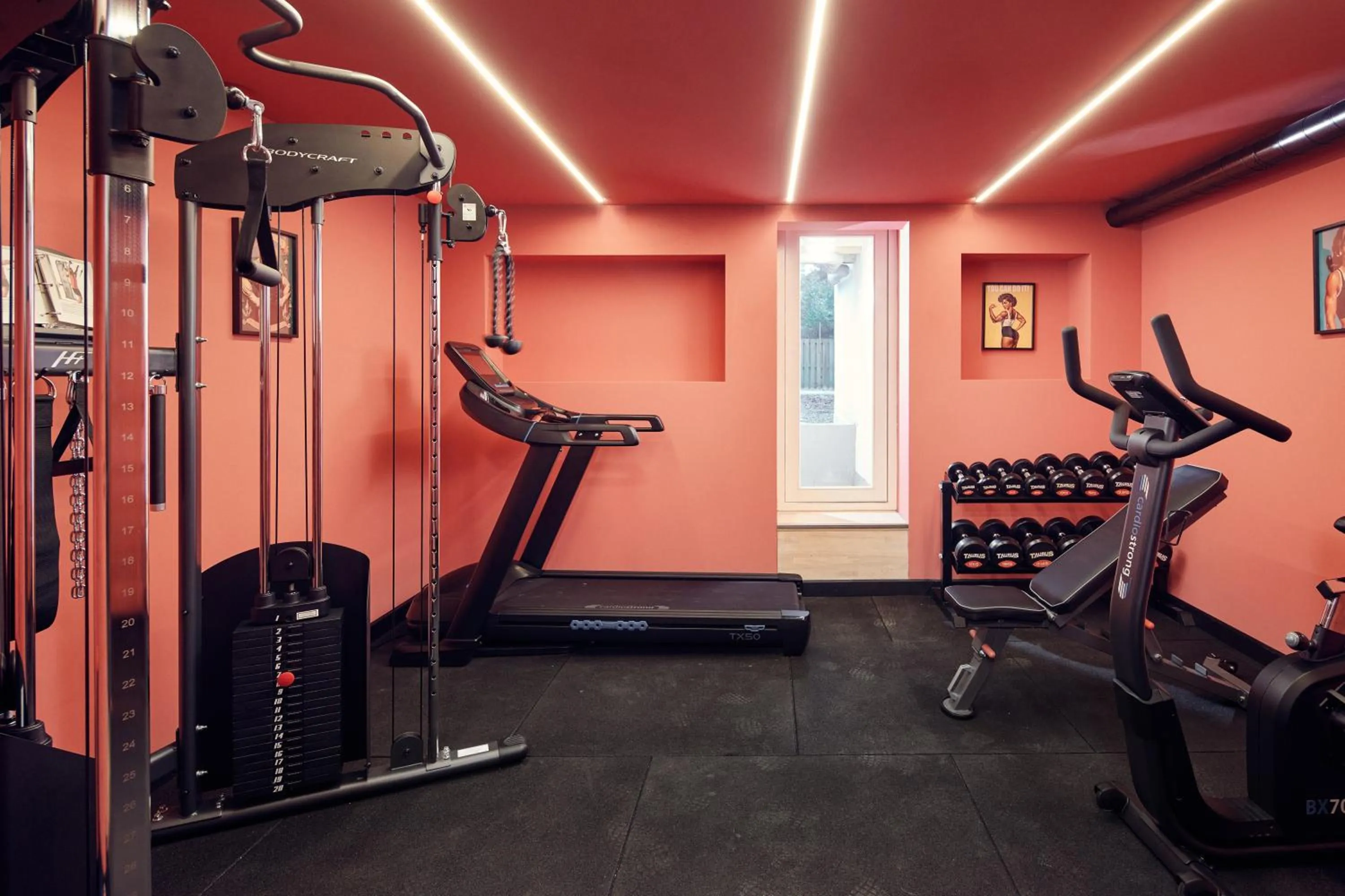 Fitness centre/facilities in The Elephant Hostel