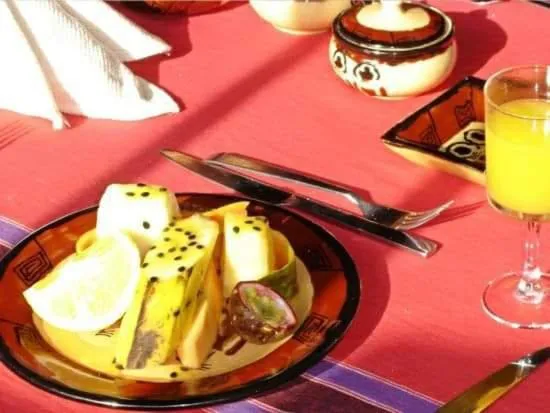 Breakfast in Maili Saba Camp