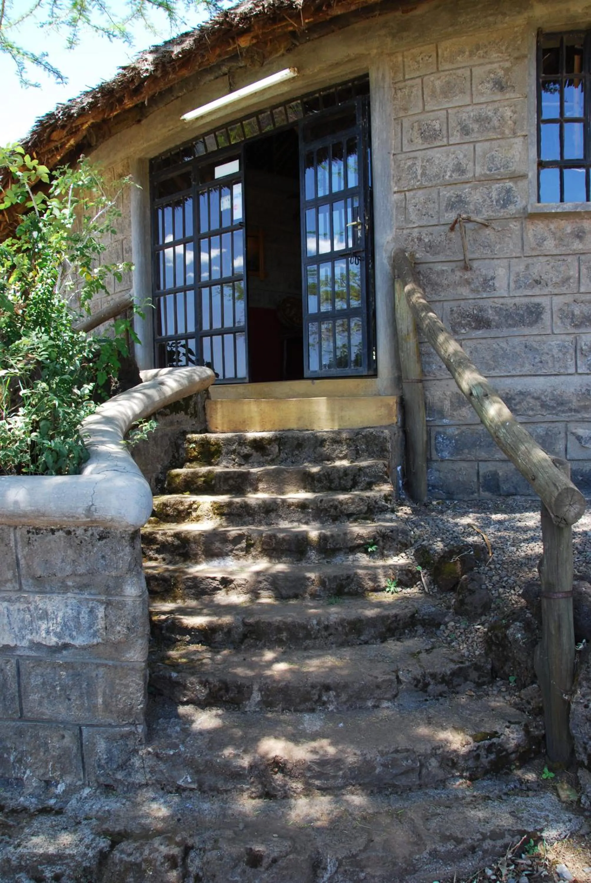 Restaurant/places to eat in Maili Saba Camp