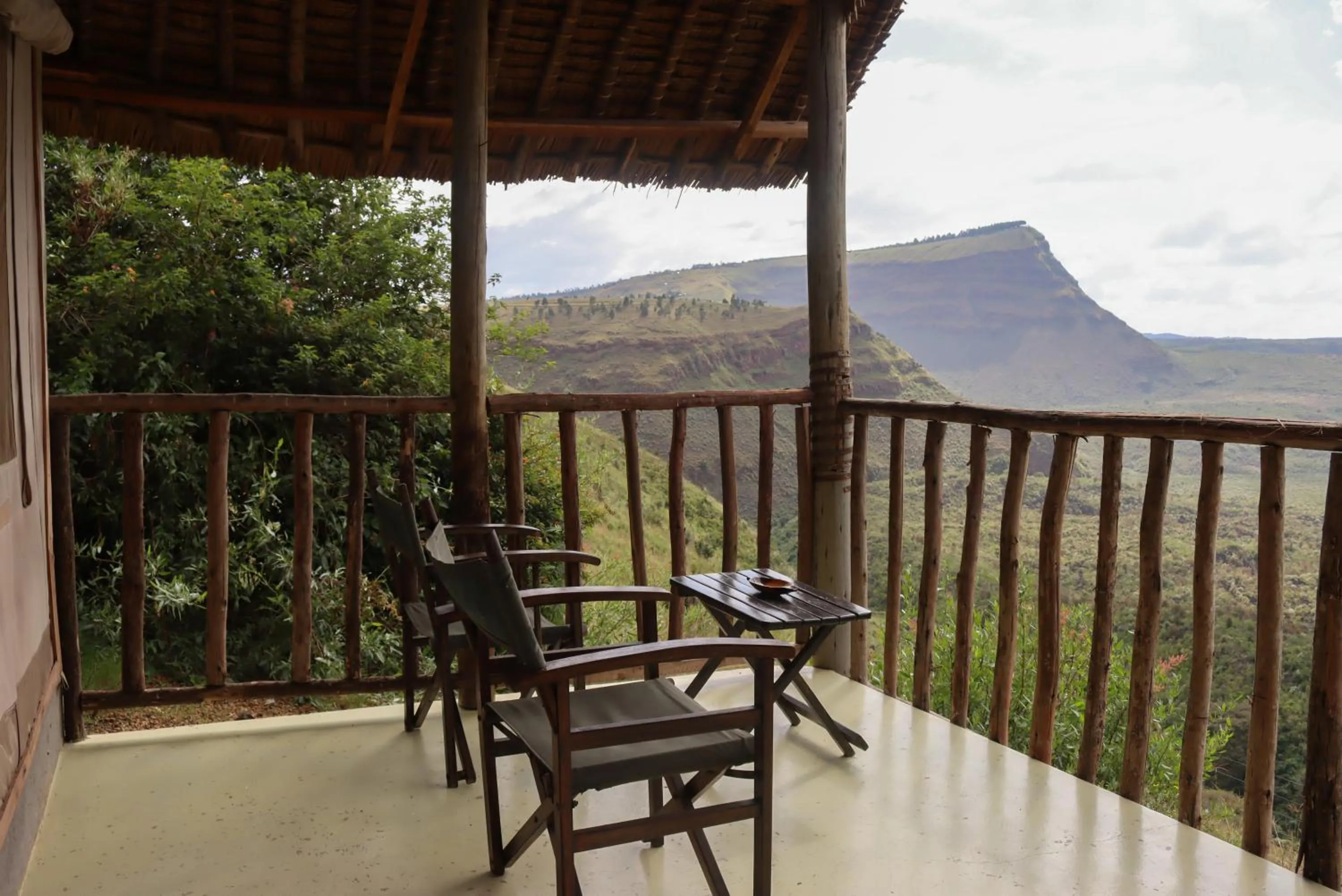 Balcony/Terrace in Maili Saba Camp