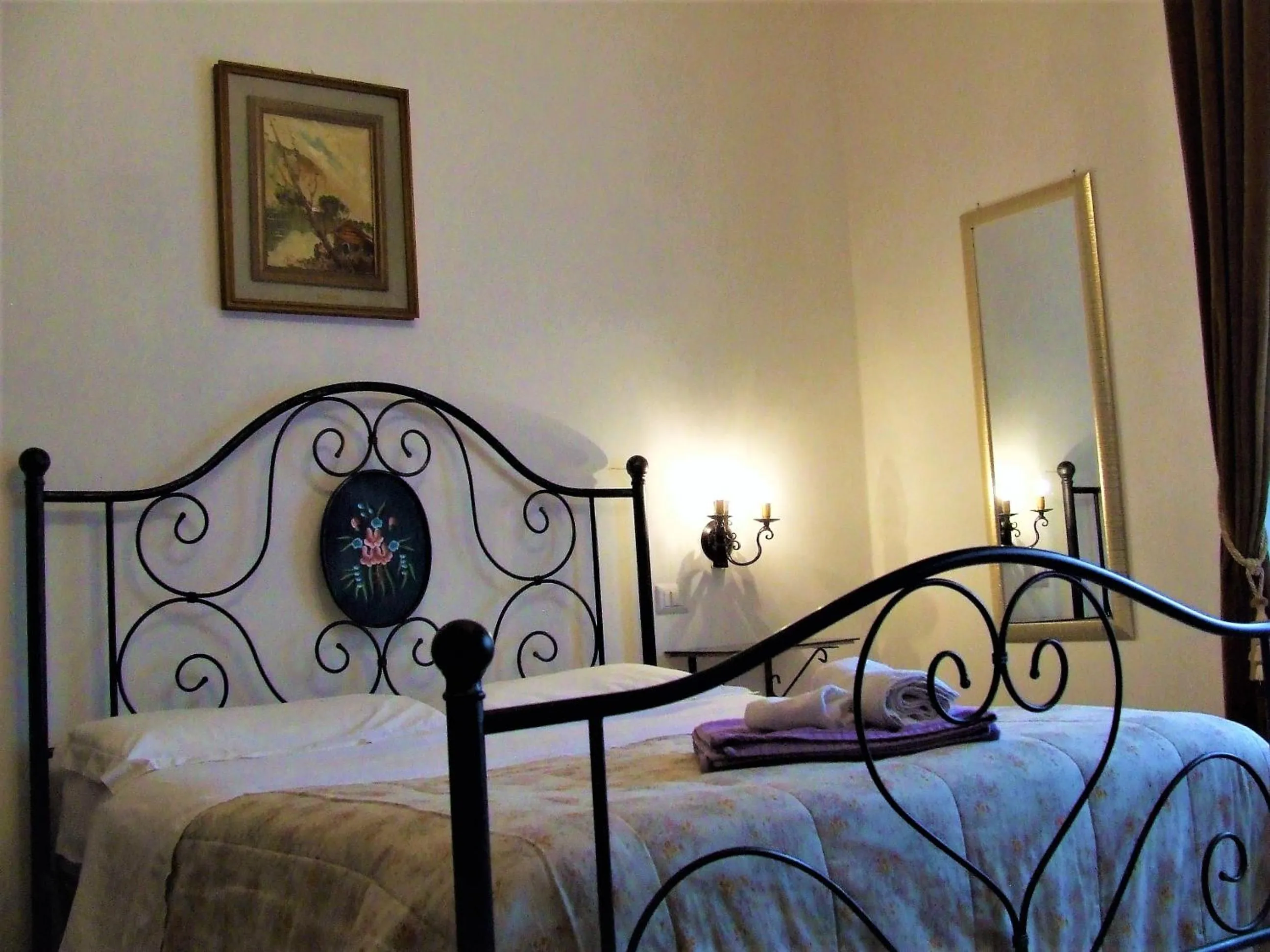 Photo of the whole room, Bed in Casa Cipriani