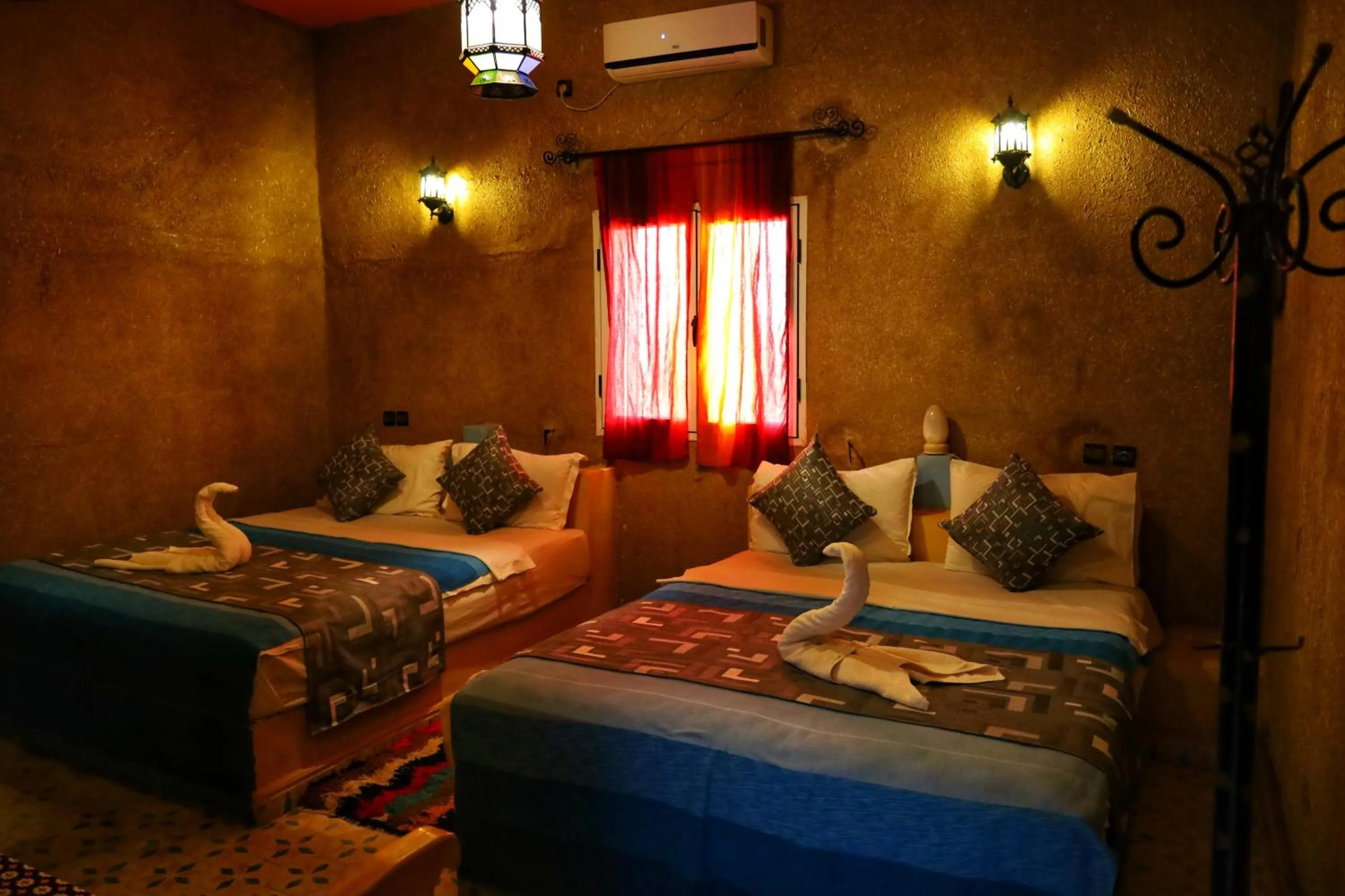 Bedroom, Bed in Kasbah Du Berger & Piscine