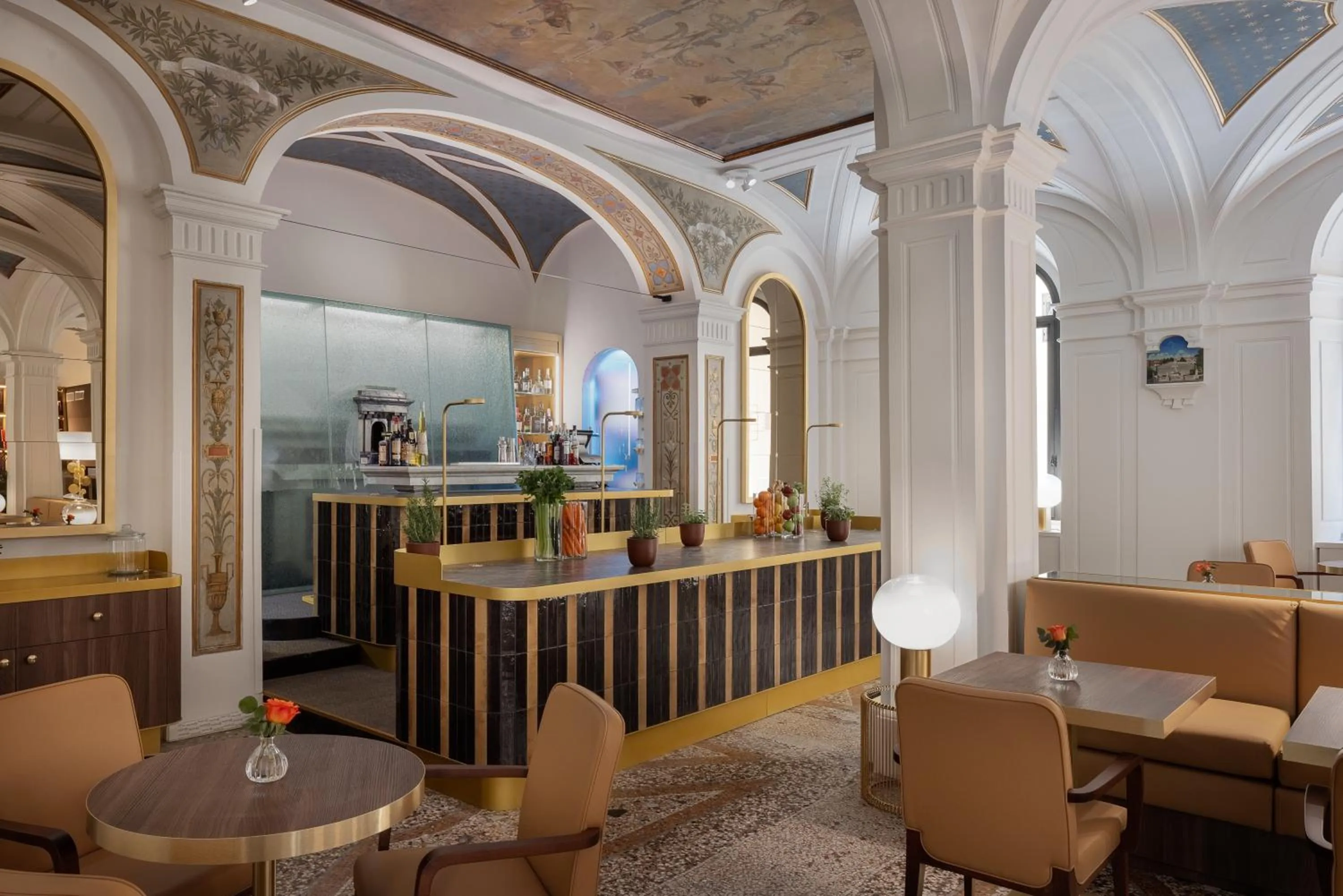 Restaurant/places to eat in Hotel Art by the Spanish Steps UNA Esperienze