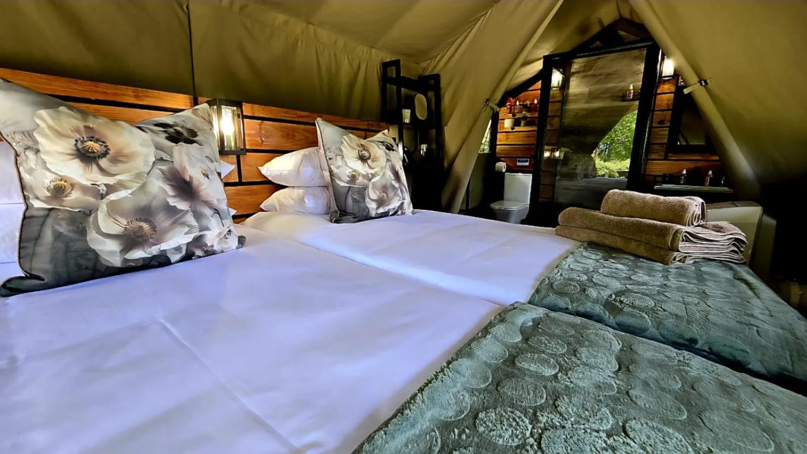 Bed in ArendsRus Country Resort