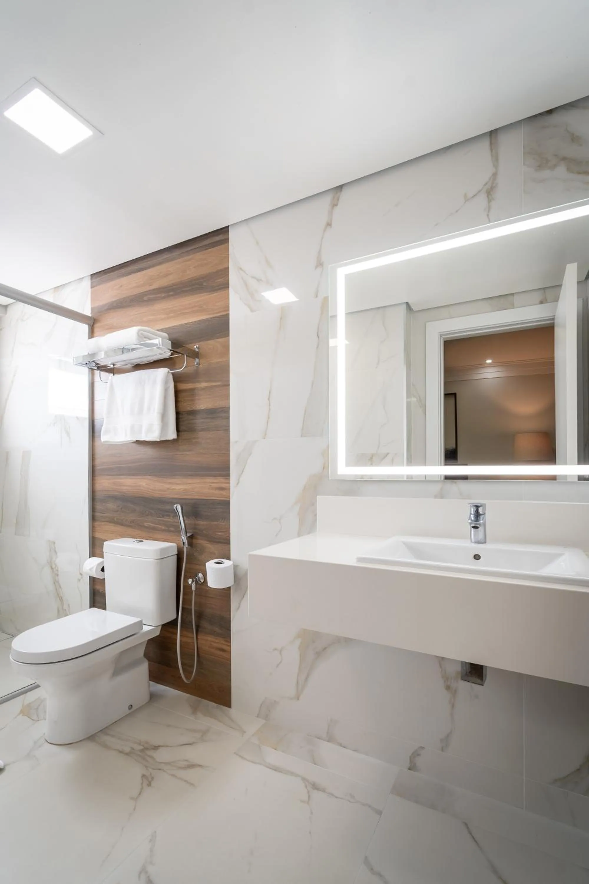 Shower in Hotel Kindermann