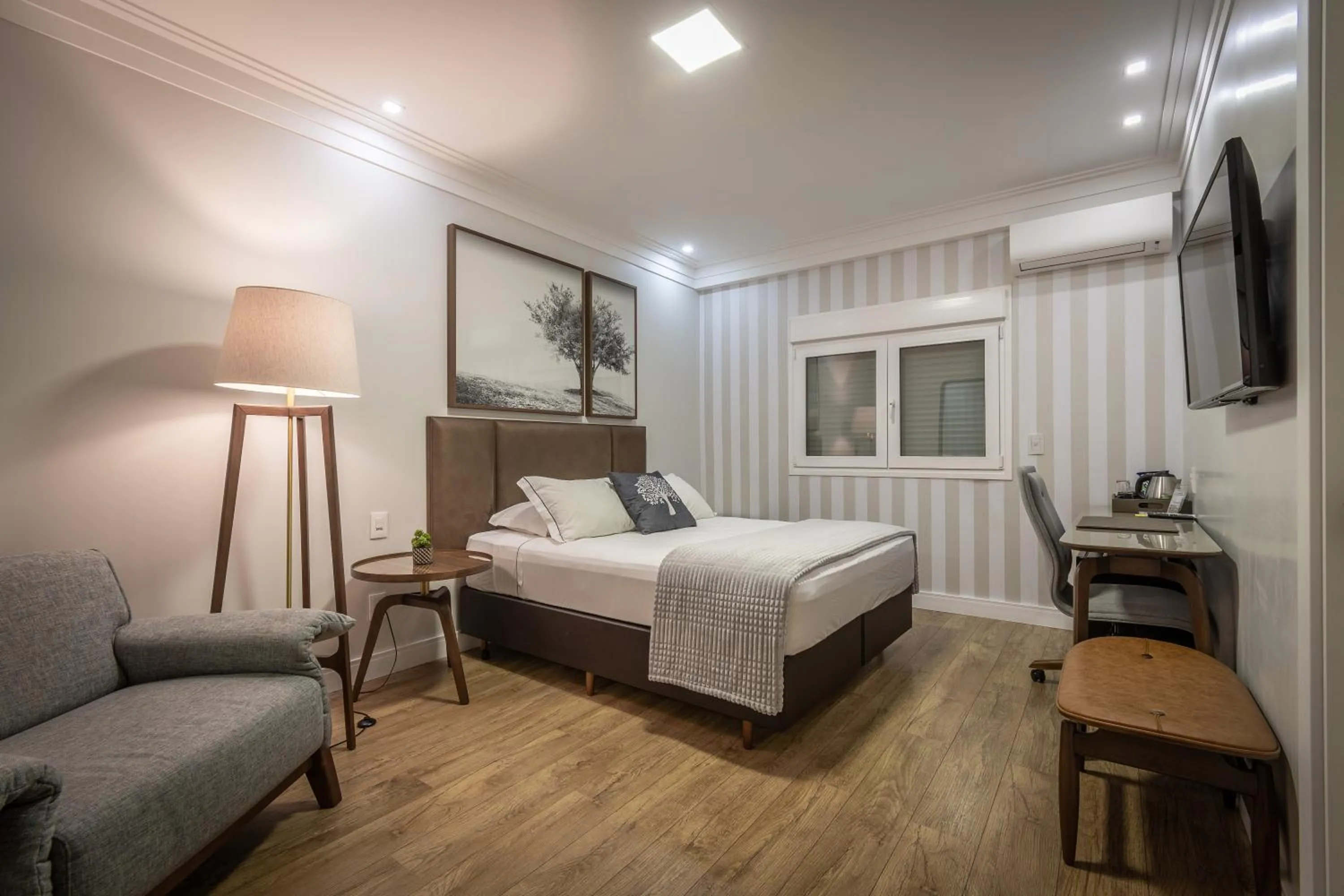 Bed in Hotel Kindermann