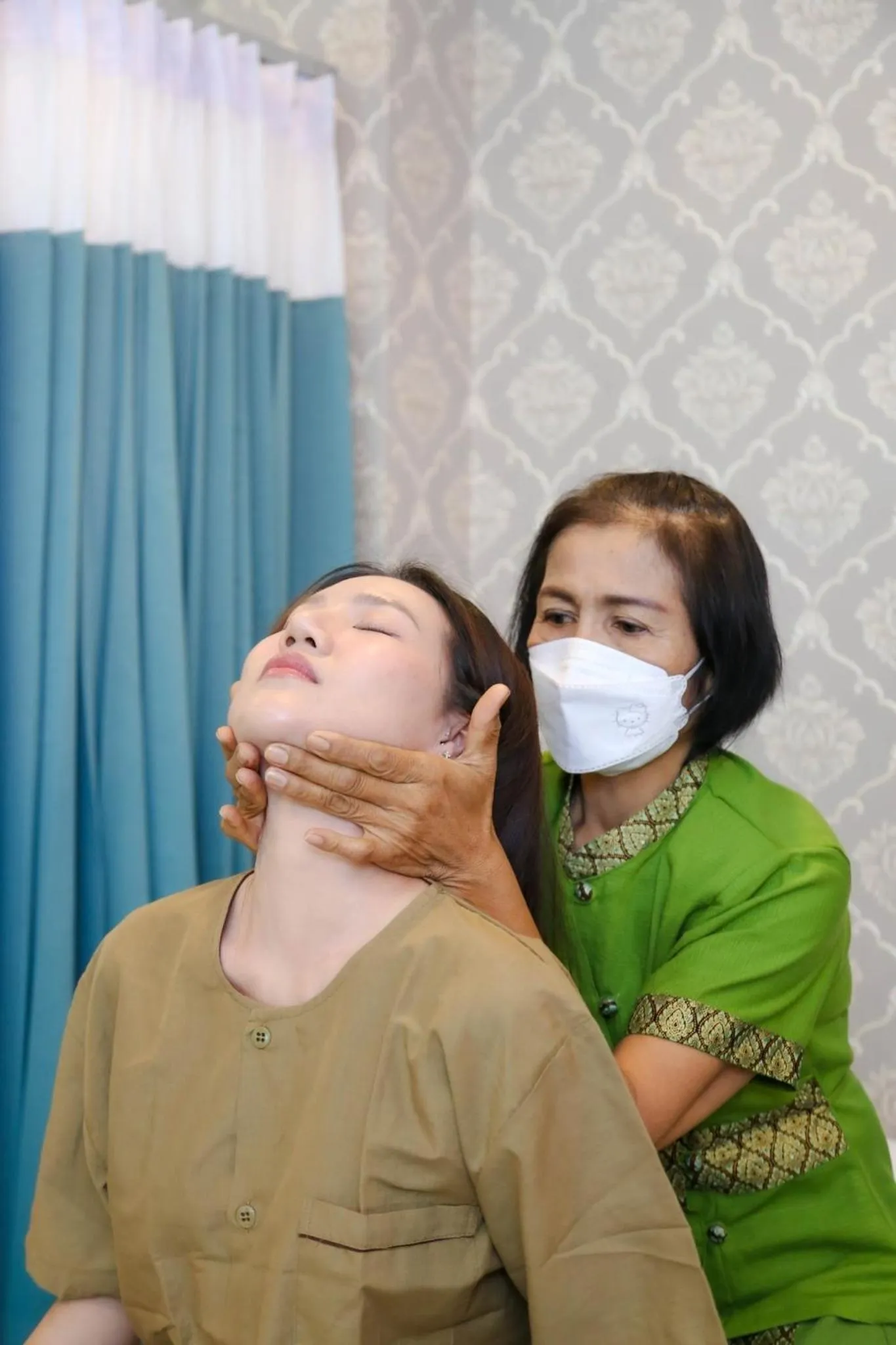 Spa and wellness centre/facilities in Chana Bangkok Hotel