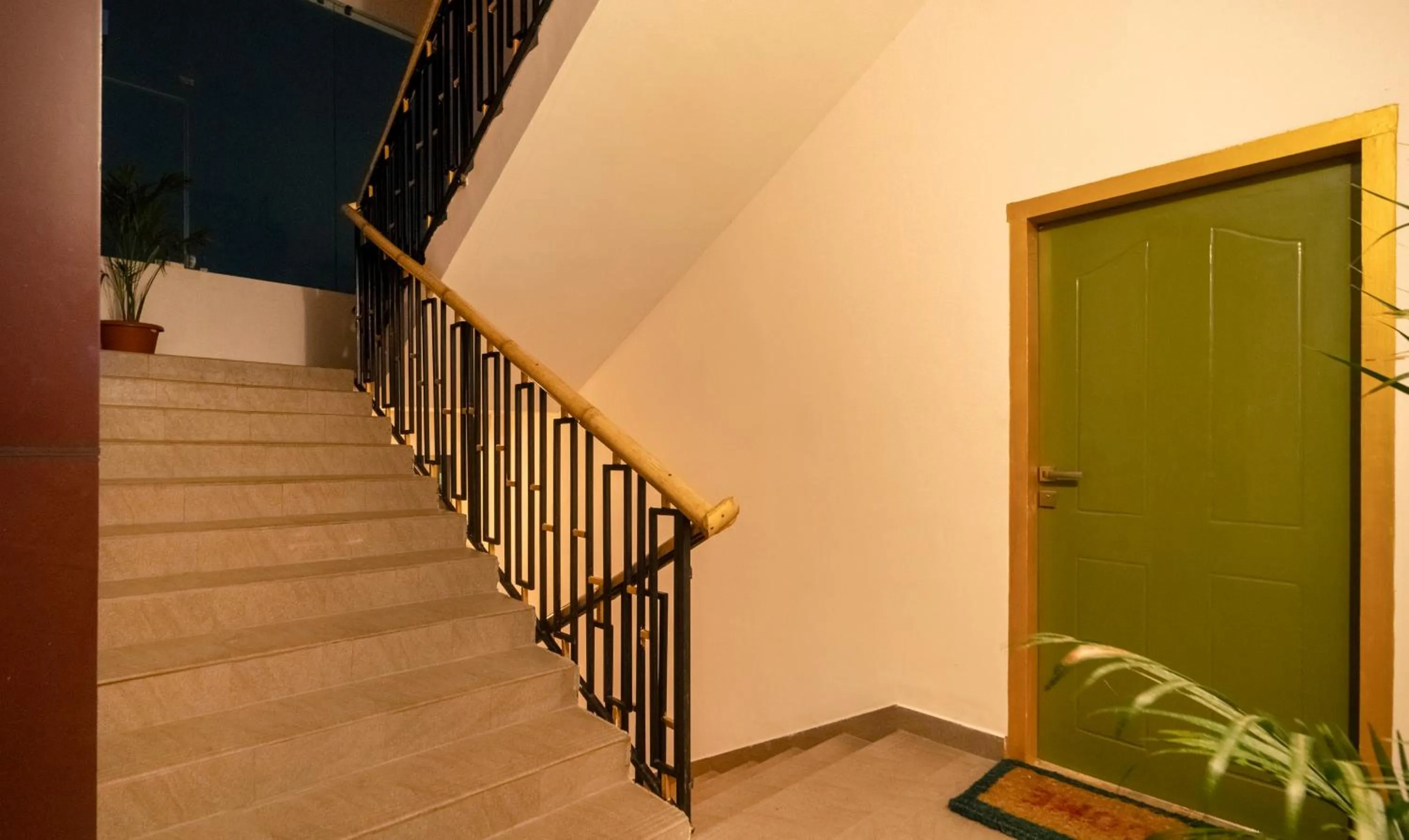 Lobby or reception in Treebo Kashvijoy, 7 Km From Kamakhya Temple