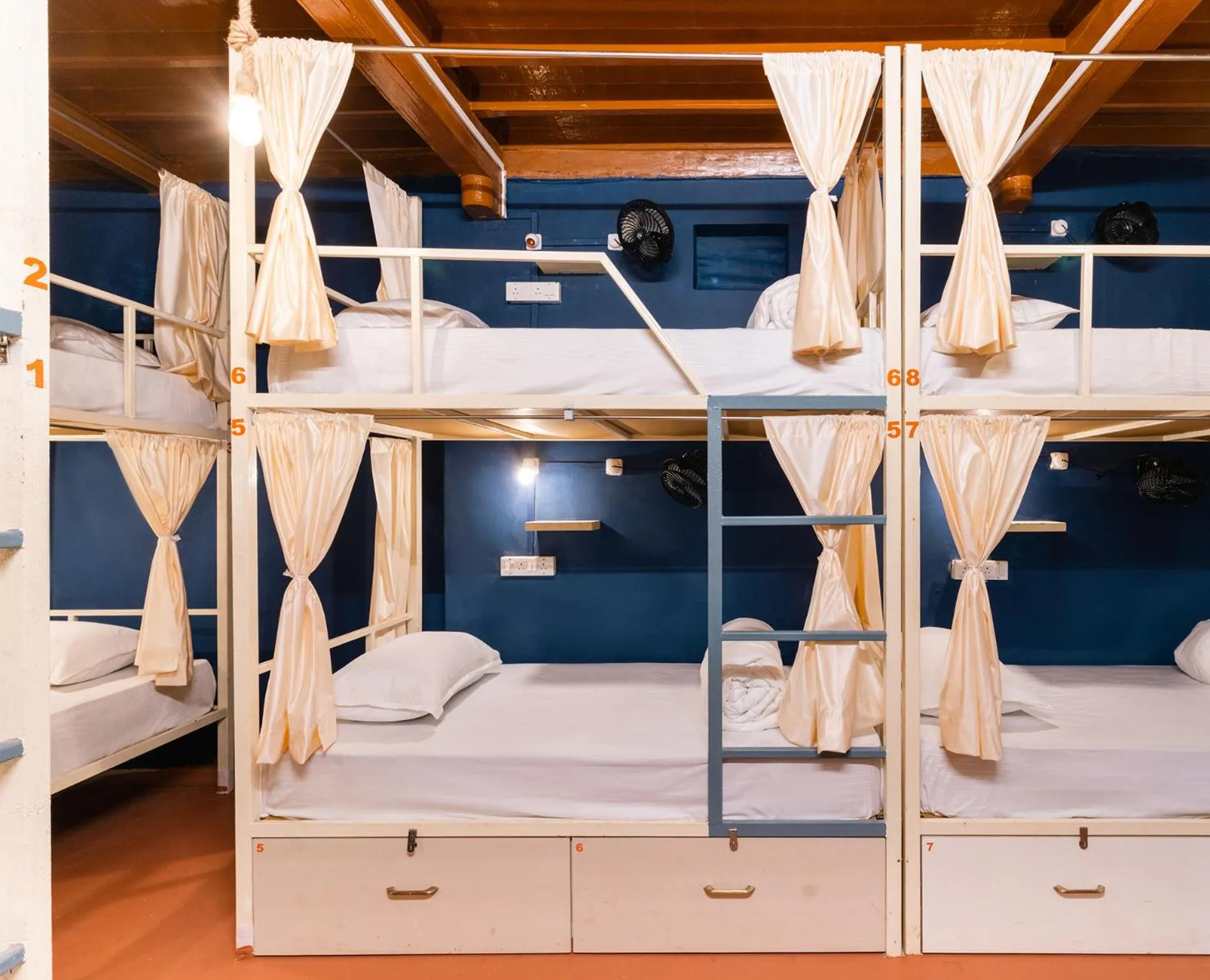 Bed in Moustache Daman