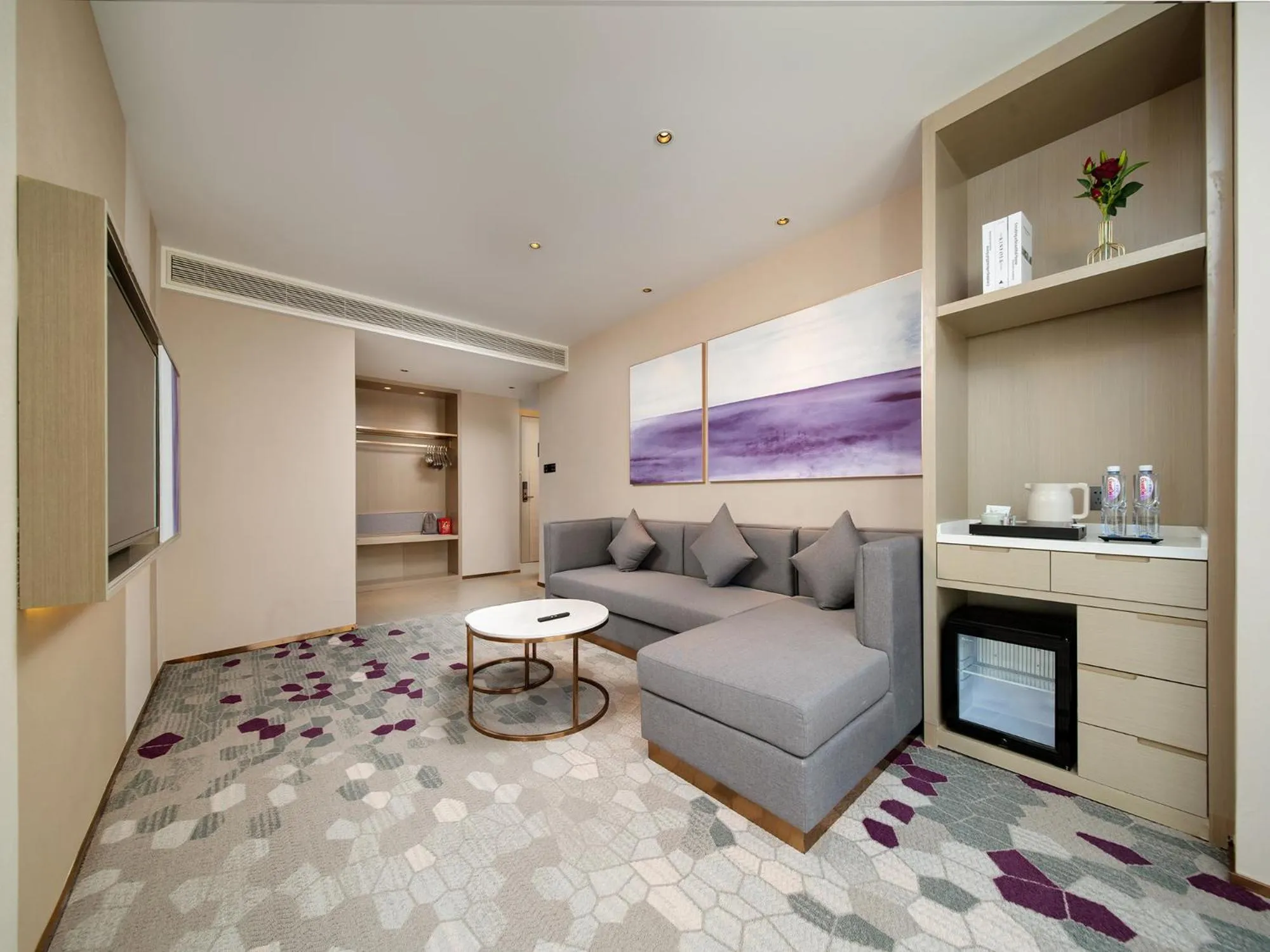 TV and multimedia in Lavande Hotel Credit Building of Gaocheng District, Shijiazhuang City