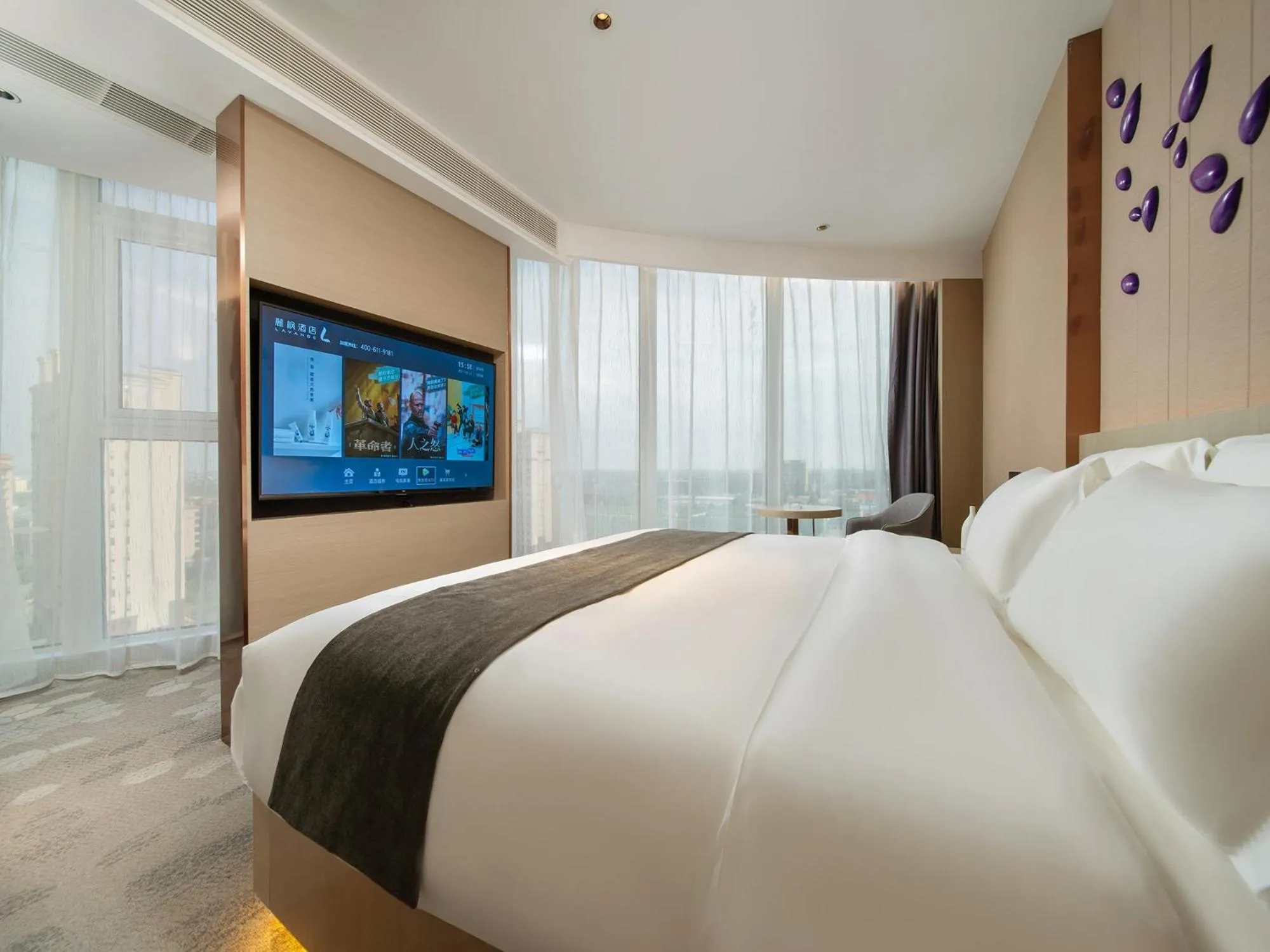 Communal lounge/ TV room, Bed in Lavande Hotel Credit Building of Gaocheng District, Shijiazhuang City