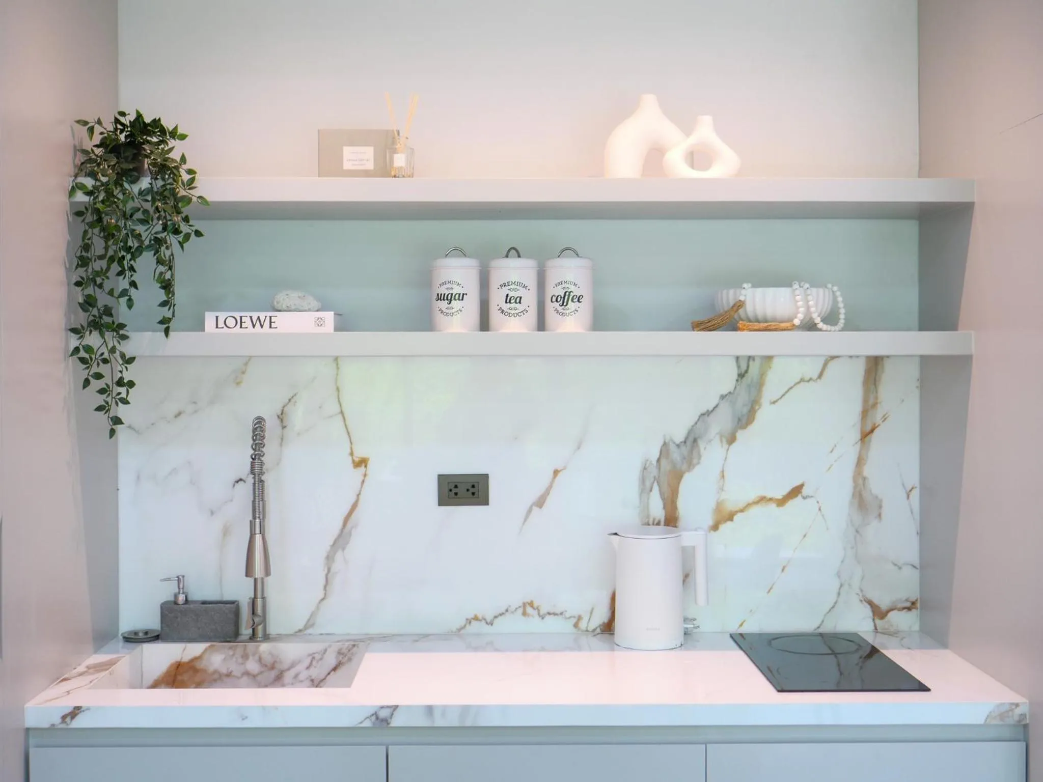Kitchen or kitchenette in Beachside Residence