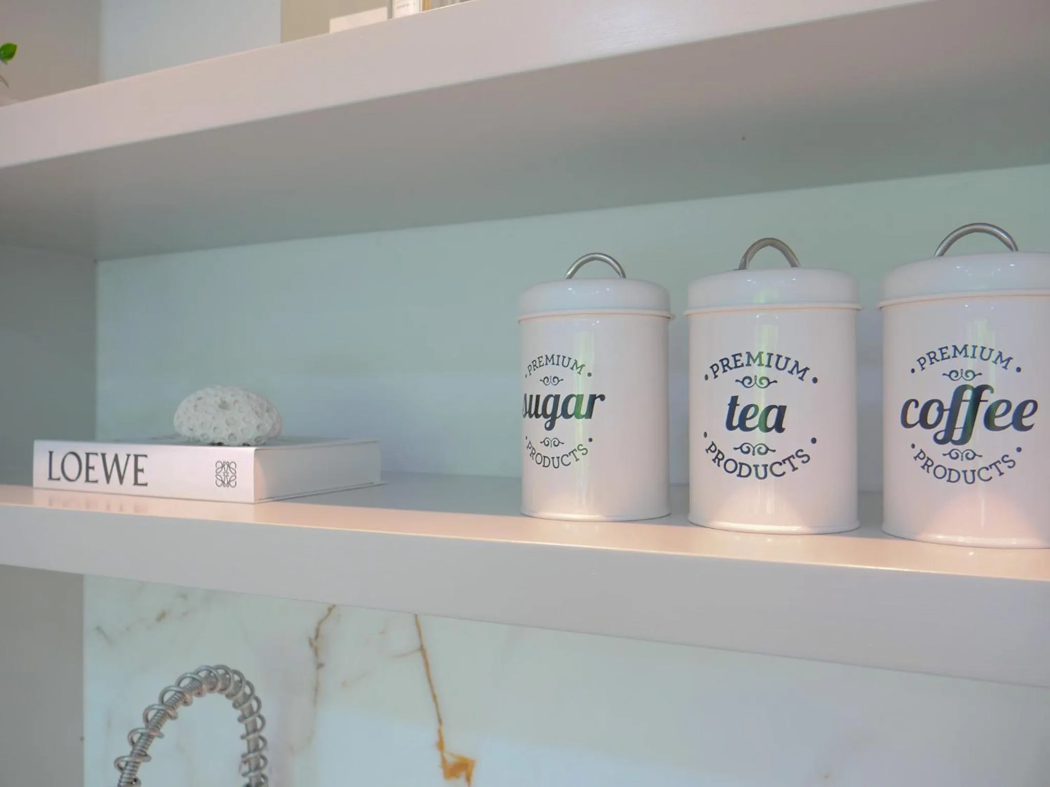 Decorative detail in Beachside Residence