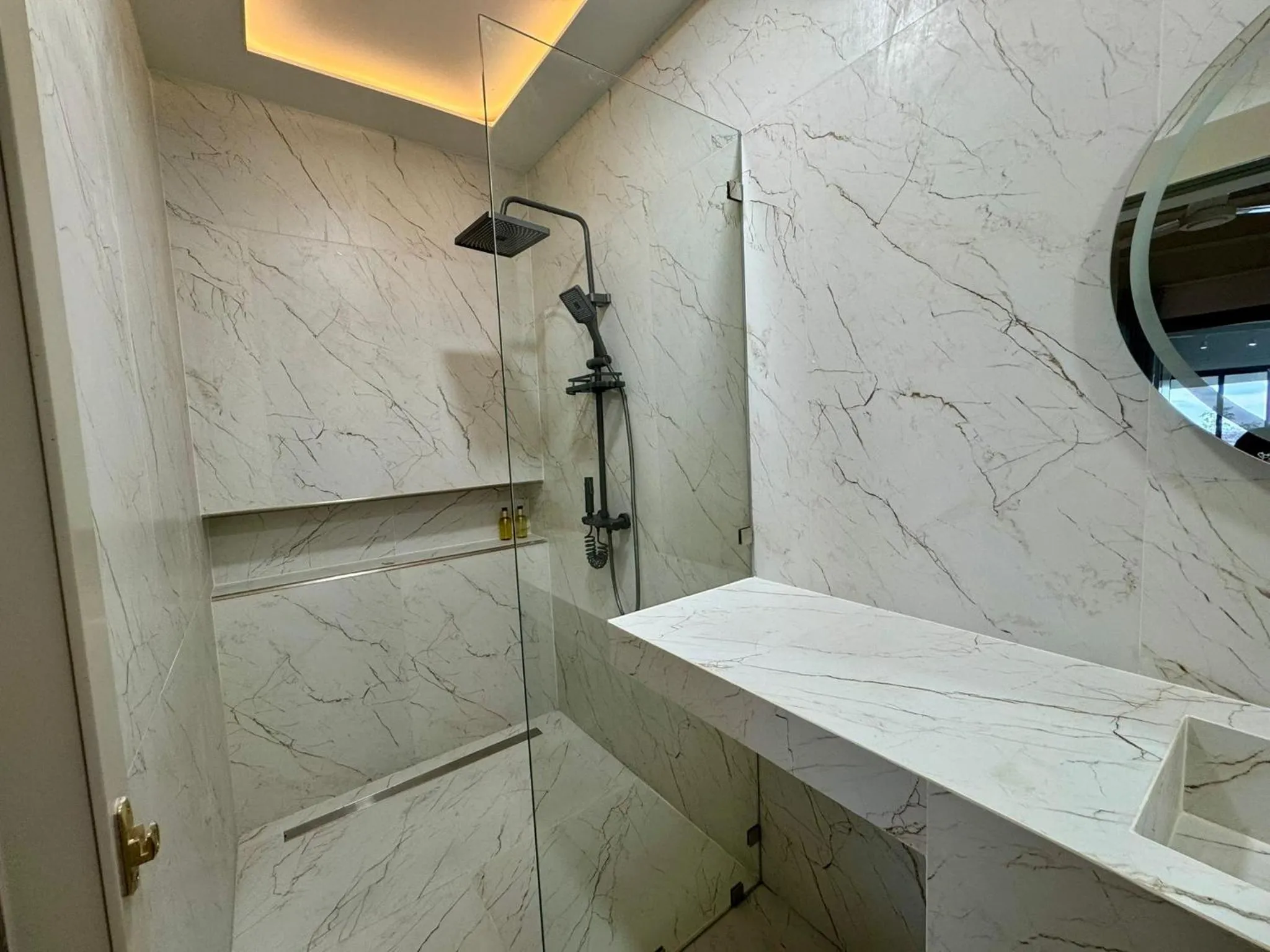 Shower in Beachside Residence