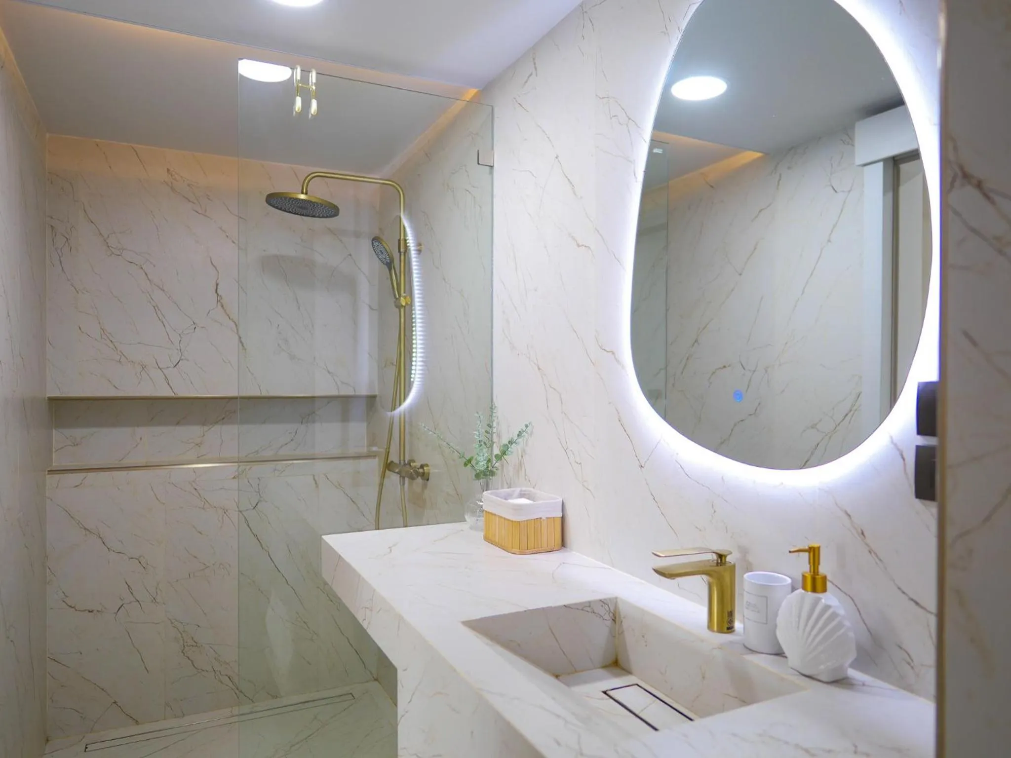 Shower in Beachside Residence