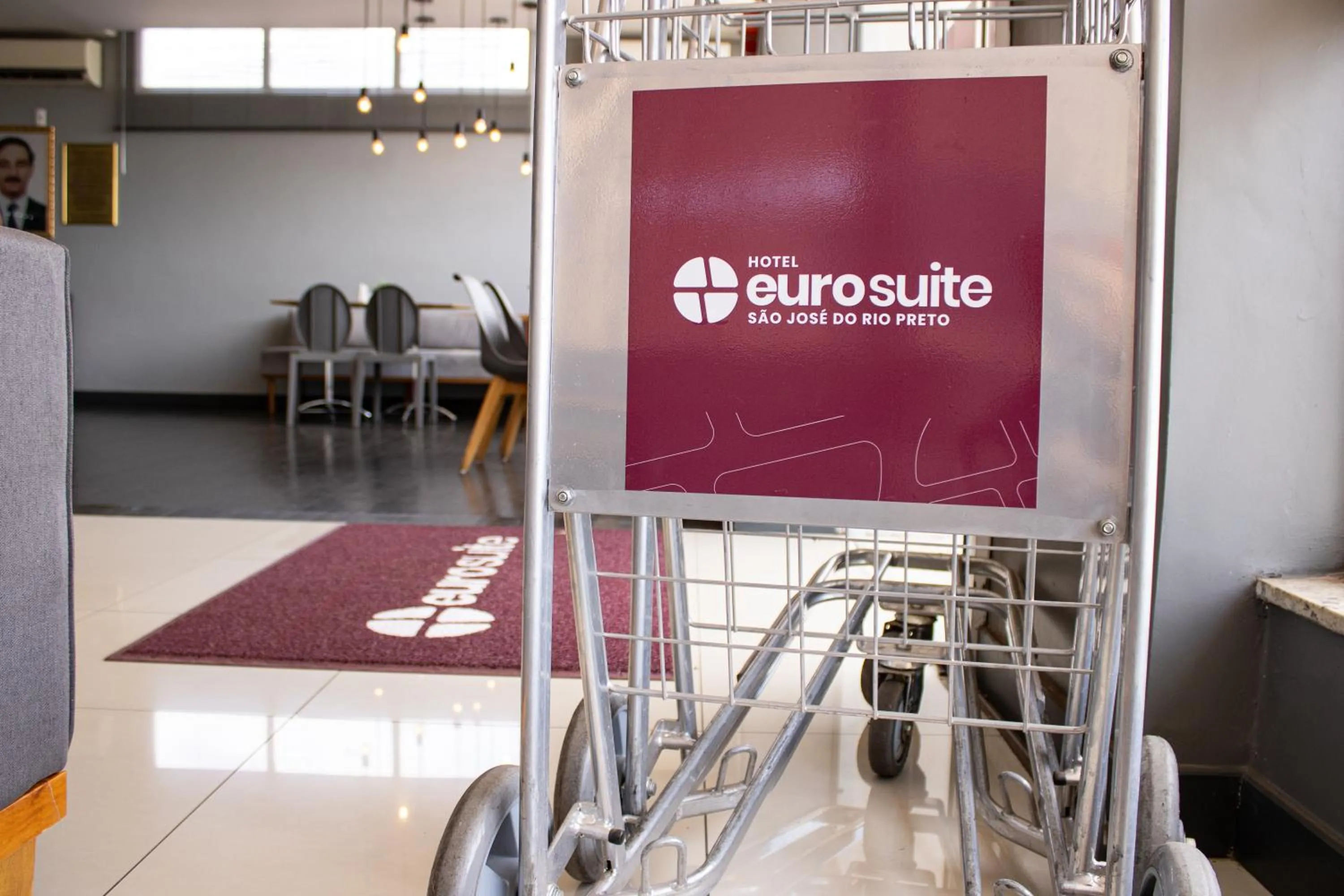 Lobby or reception in Hotel Euro Suite São Jose do Rio Preto by Nacional Inn