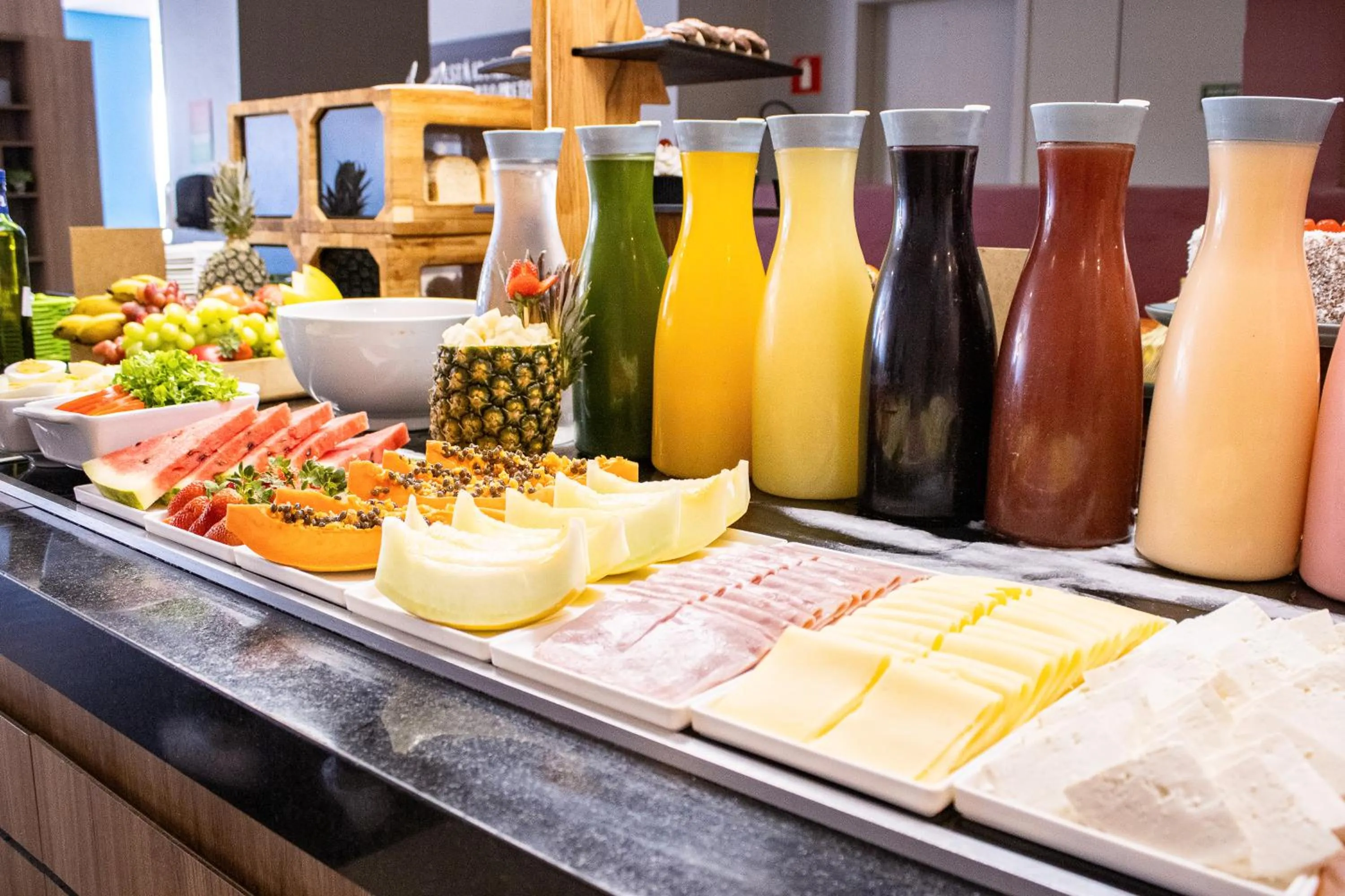 Breakfast in Hotel Euro Suite São Jose do Rio Preto by Nacional Inn