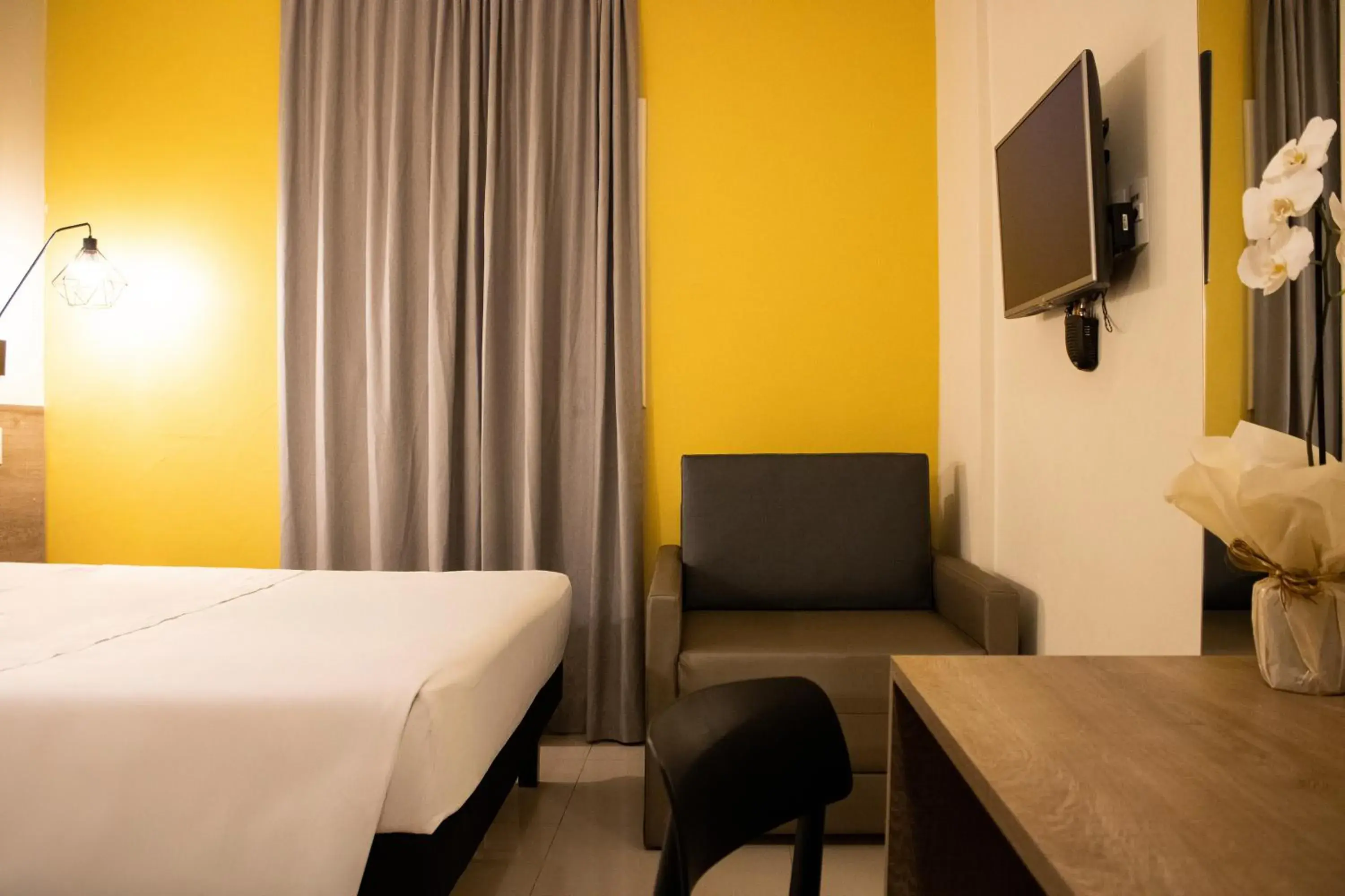 Family Room - single occupancy in Hotel Euro Suite São Jose do Rio Preto by Nacional Inn Family Room - single occupancy in Hotel Euro Suite São Jose do Rio Preto by Nacional Inn