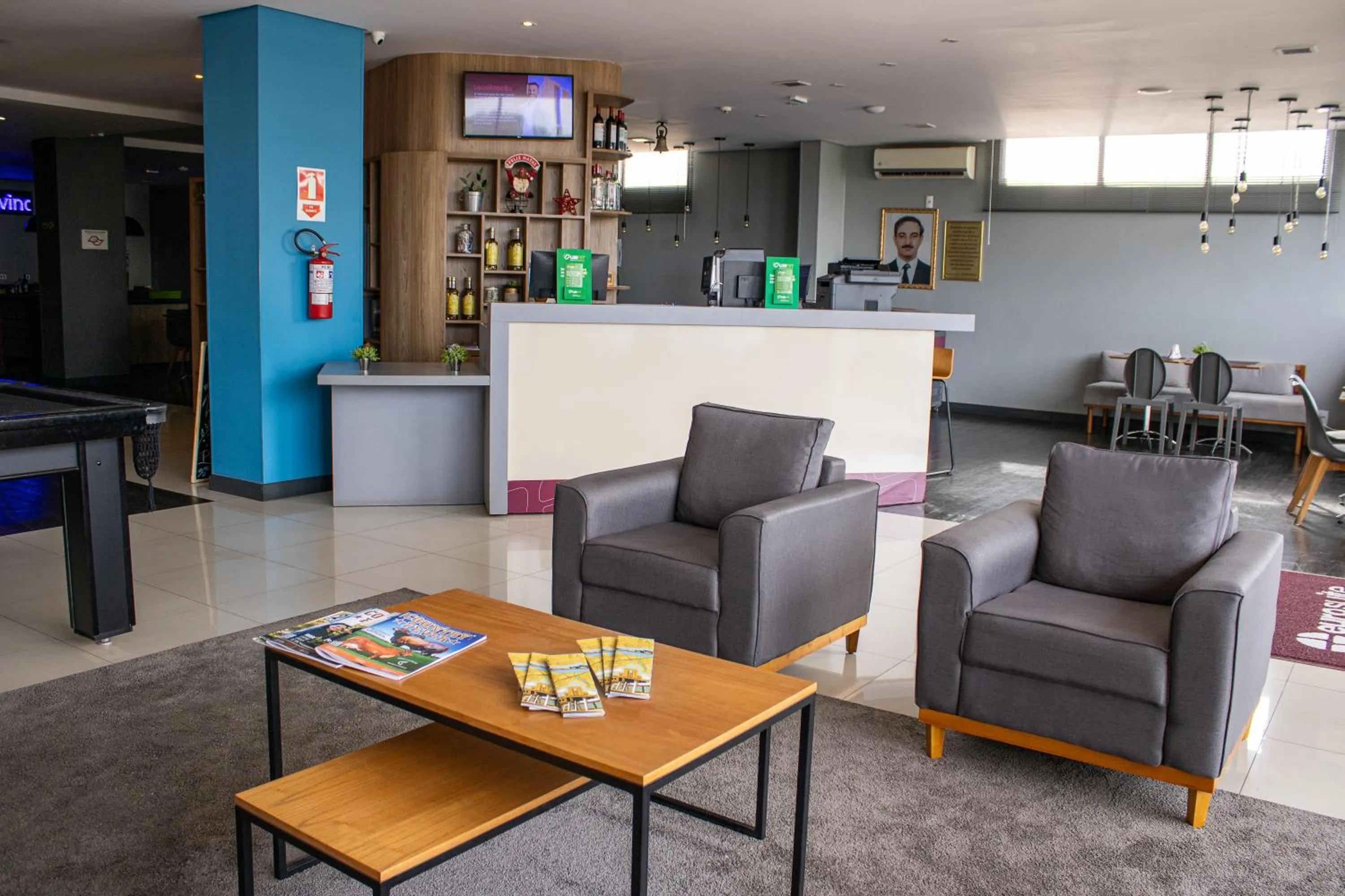 Lobby or reception in Hotel Euro Suite São Jose do Rio Preto by Nacional Inn