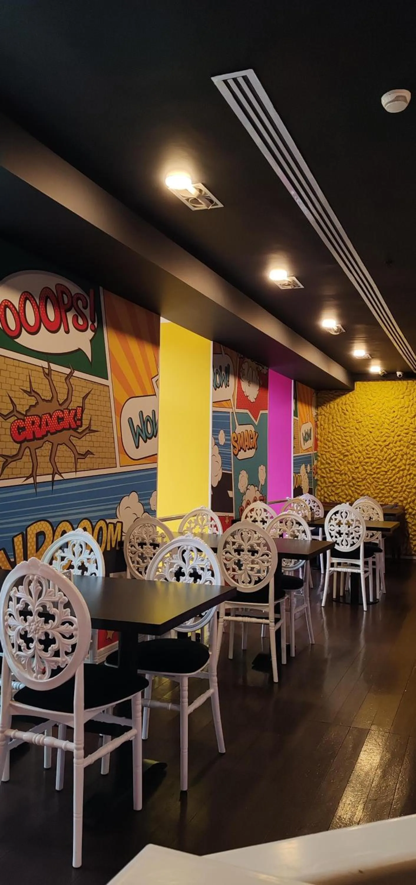 Restaurant/places to eat in Ferma Art hotel boutique