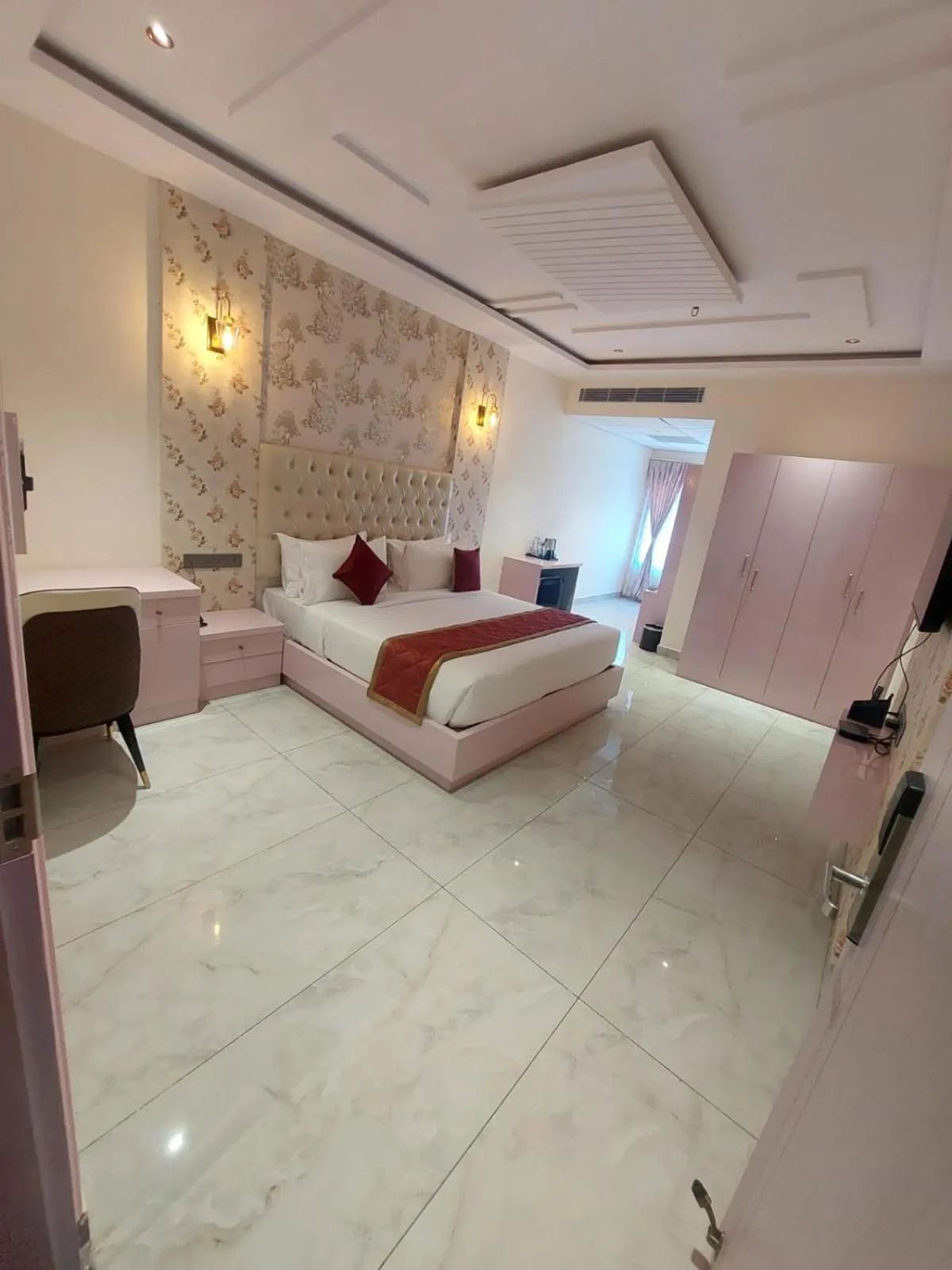 Bedroom in Hotel Yathin